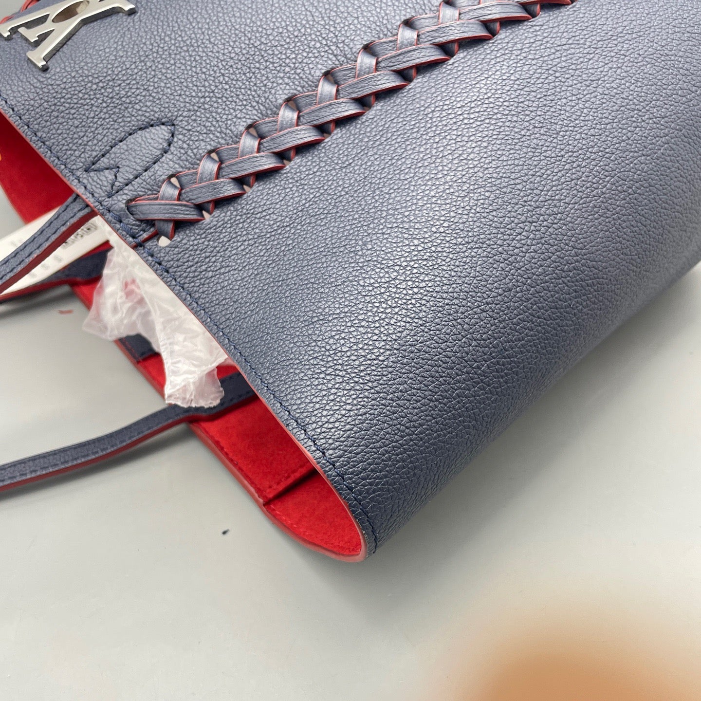 Louis Vuitton - Lockme Tote - Leather - Blue - (medium)