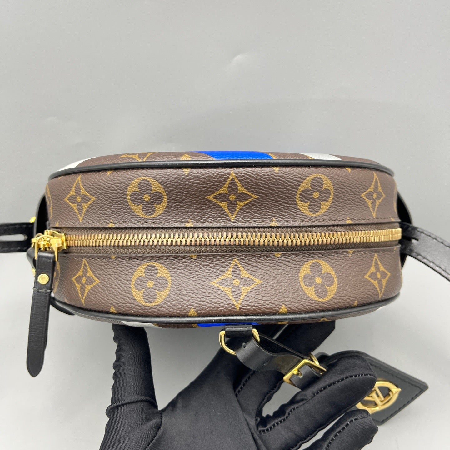 Louis Vuitton - Round Bag League of Legends True Damage Limited Edition - Monogram coated canvas and leather - Multicolour - (medium)
