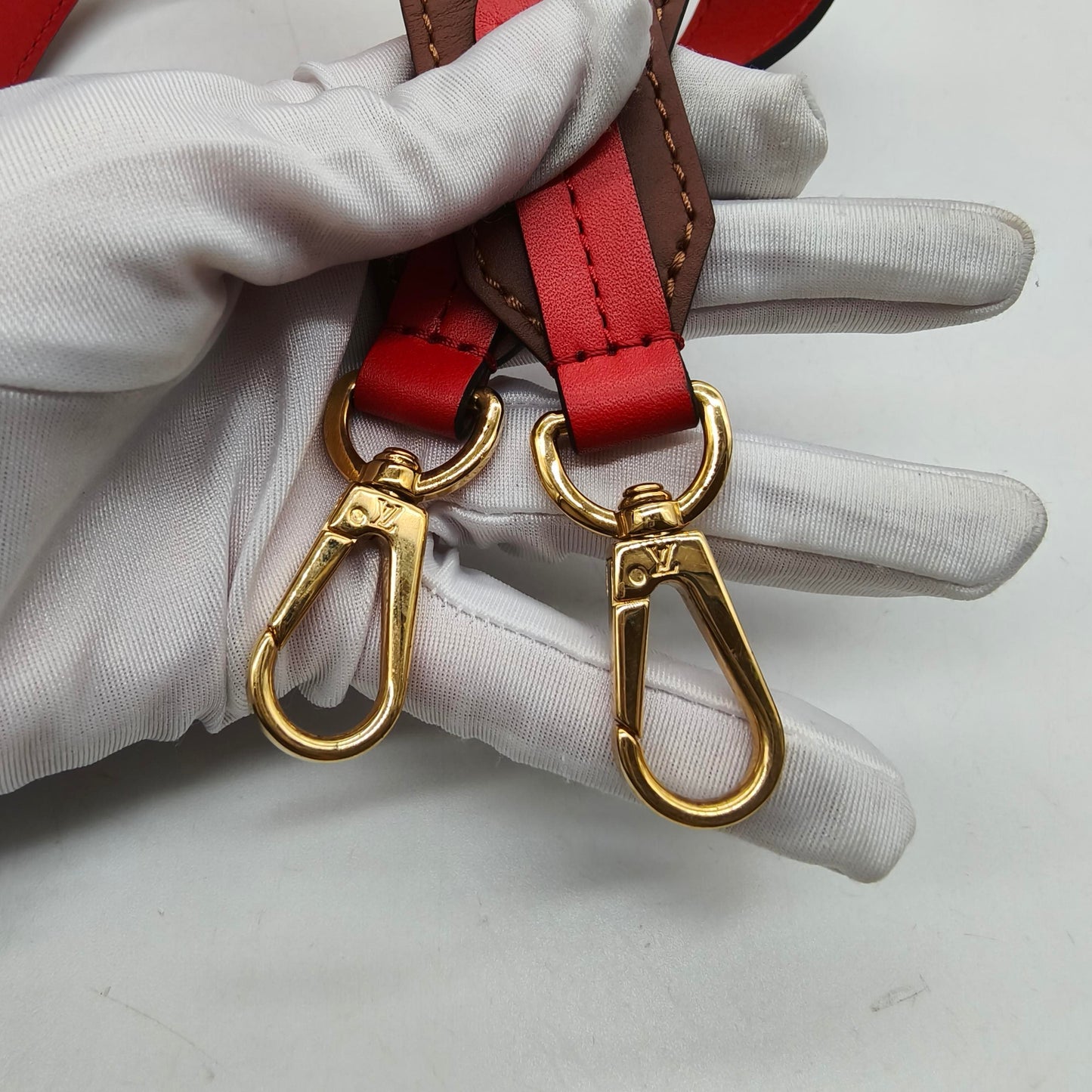 Louis Vuitton - Tuileries Besace - Monogram coated canvas with leather trim - Multicolour - (medium)