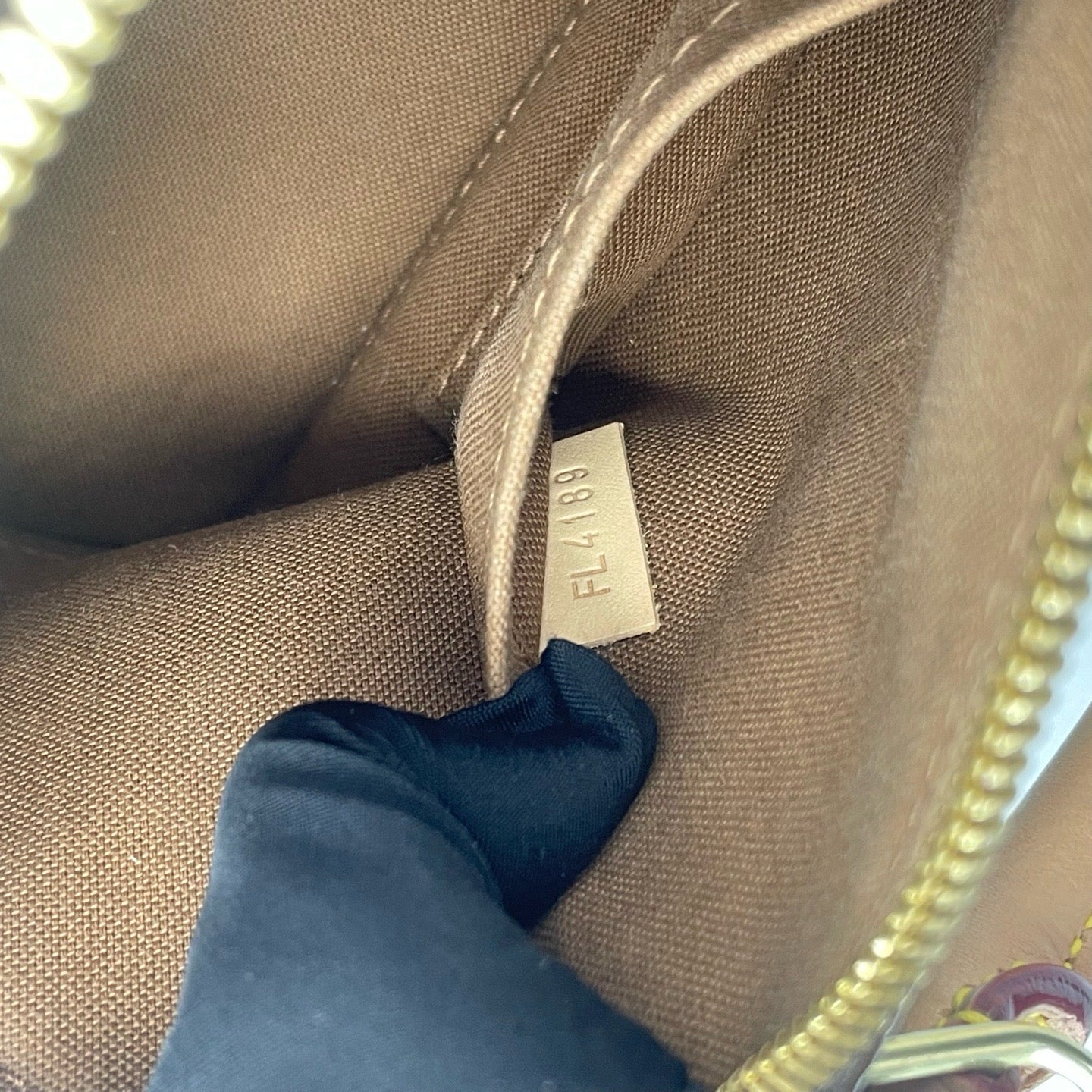 Louis Vuitton - Alma BB - Monogram canvas with natural Vachetta leather trim - Brown - (mini)