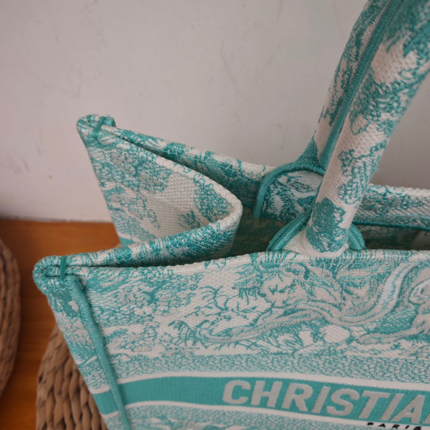 Dior - Book Tote - Embroidered Canvas - Mint Green and White - (medium)