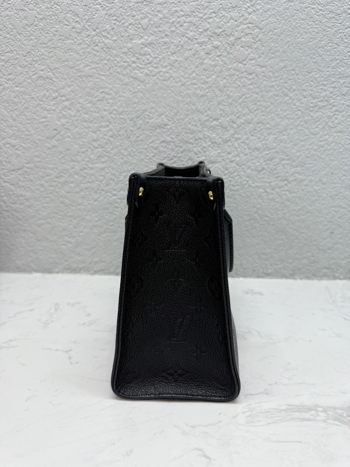 Louis Vuitton - OnTheGo PM - Monogram Empreinte Leather - Black - (Small)