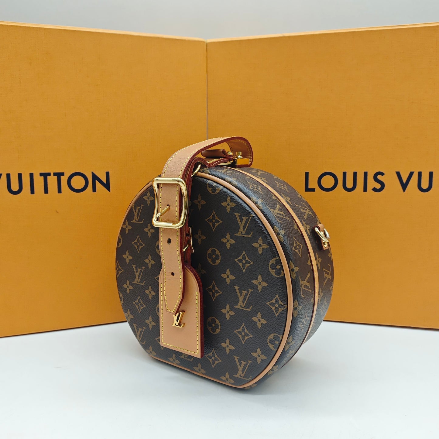 Louis Vuitton - Petite Boite Chapeau - Monogram coated canvas and Vachetta leather - Brown - (mini)