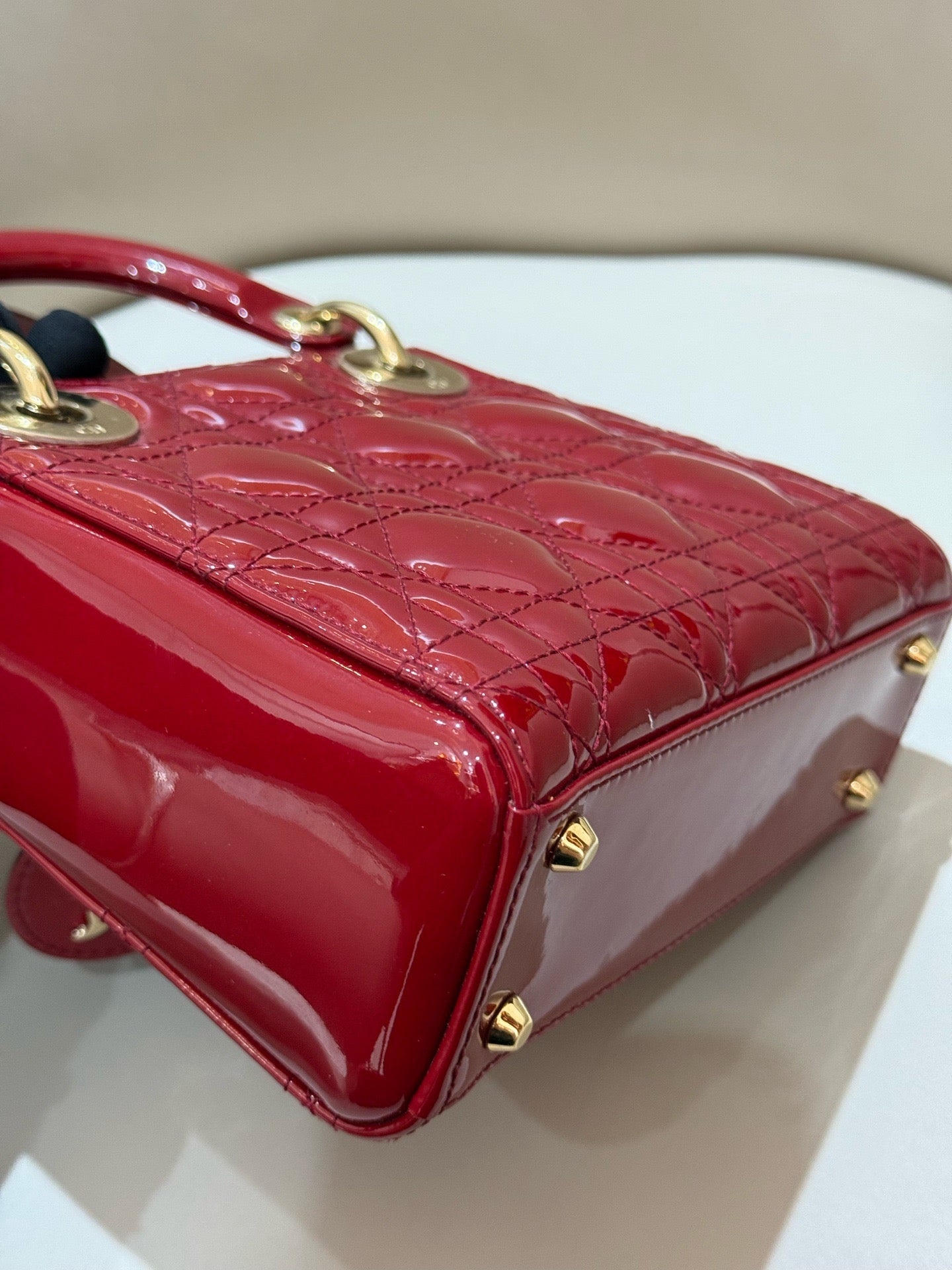 Dior - Lady Dior Mini - Patent leather - Deep Red with Gold-Tone Hardware - (Mini)