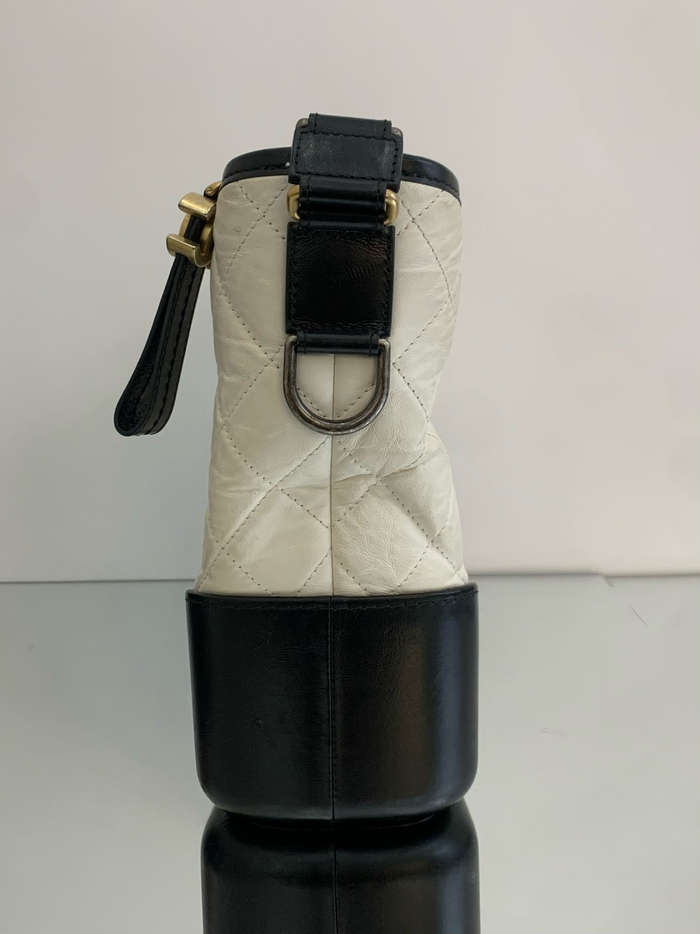Chanel - Gabrielle Hobo Bag (Medium) - Calfskin leather - Multicolour - (Medium)
