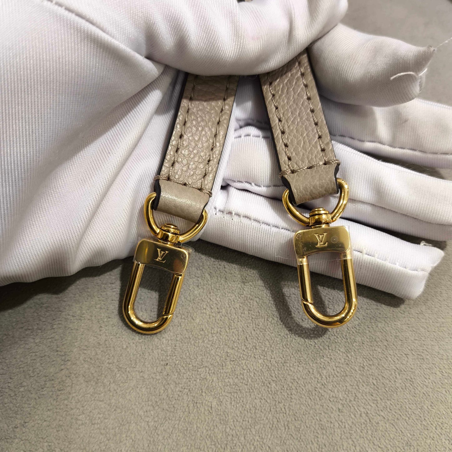 Louis Vuitton - Nano Noé - Leather - Elephant Grey - (mini)
