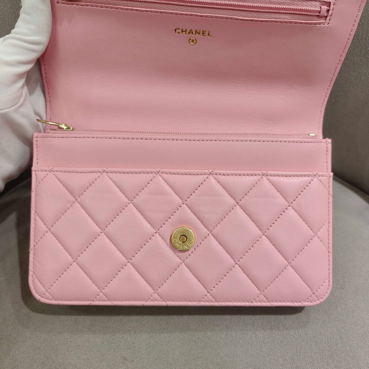 Chanel - 22K WOC with Top Handle Chain Bag - Lambskin leather - Pink - (mini)