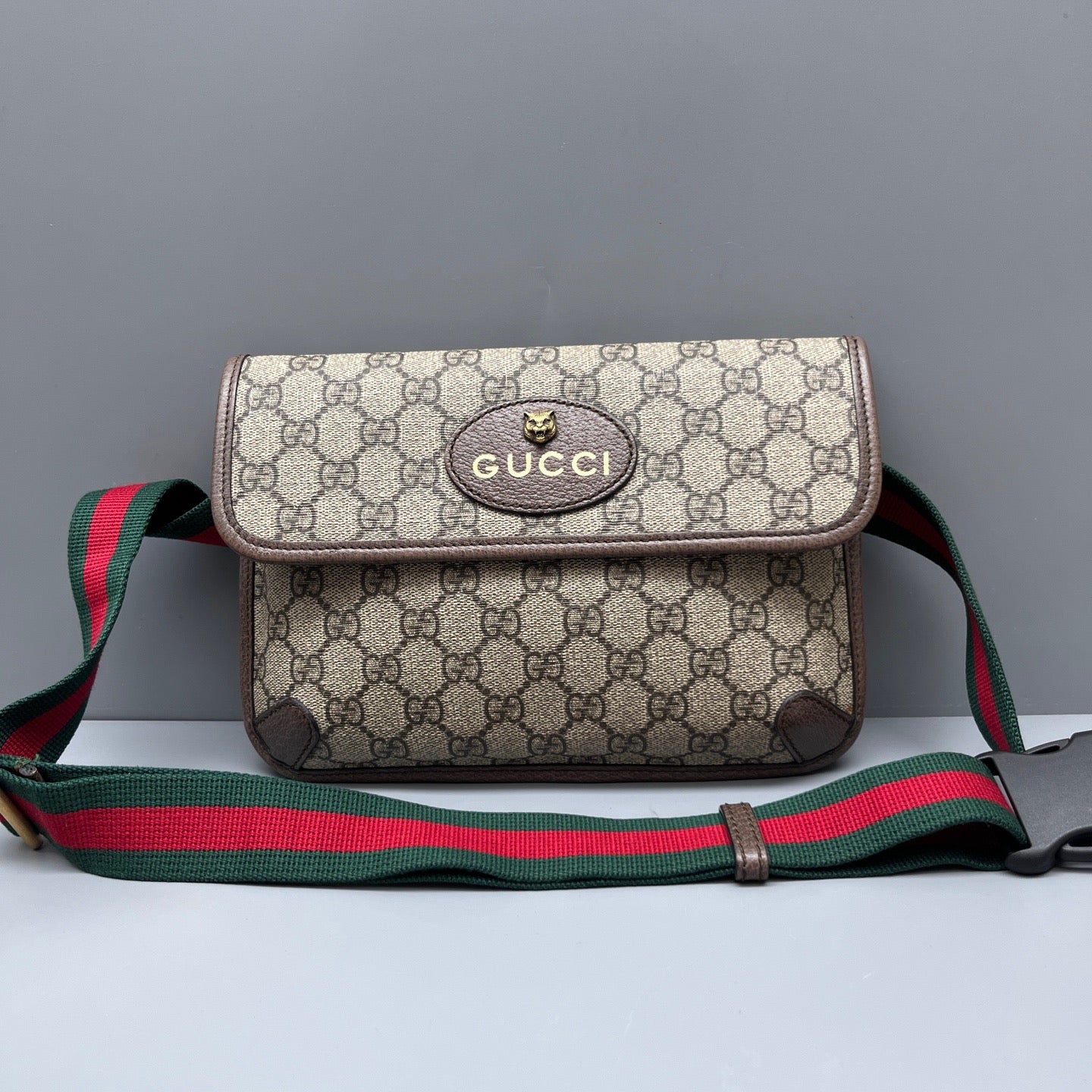 Gucci - Neo Vintage GG Supreme Tiger Head Belt Bag - GG Supreme canvas with leather trim and Web canvas strap - Brown - (Medium)