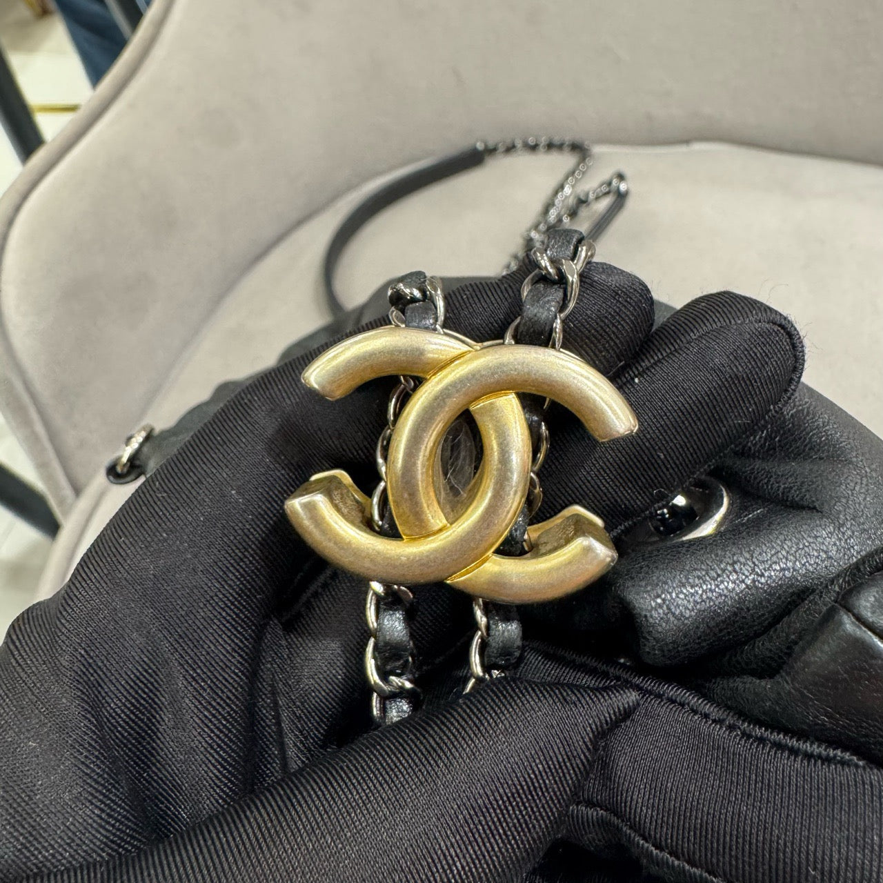 Chanel - Gabrielle Bucket Bag - Leather and Exotic leathers - Python - Black - (mini)