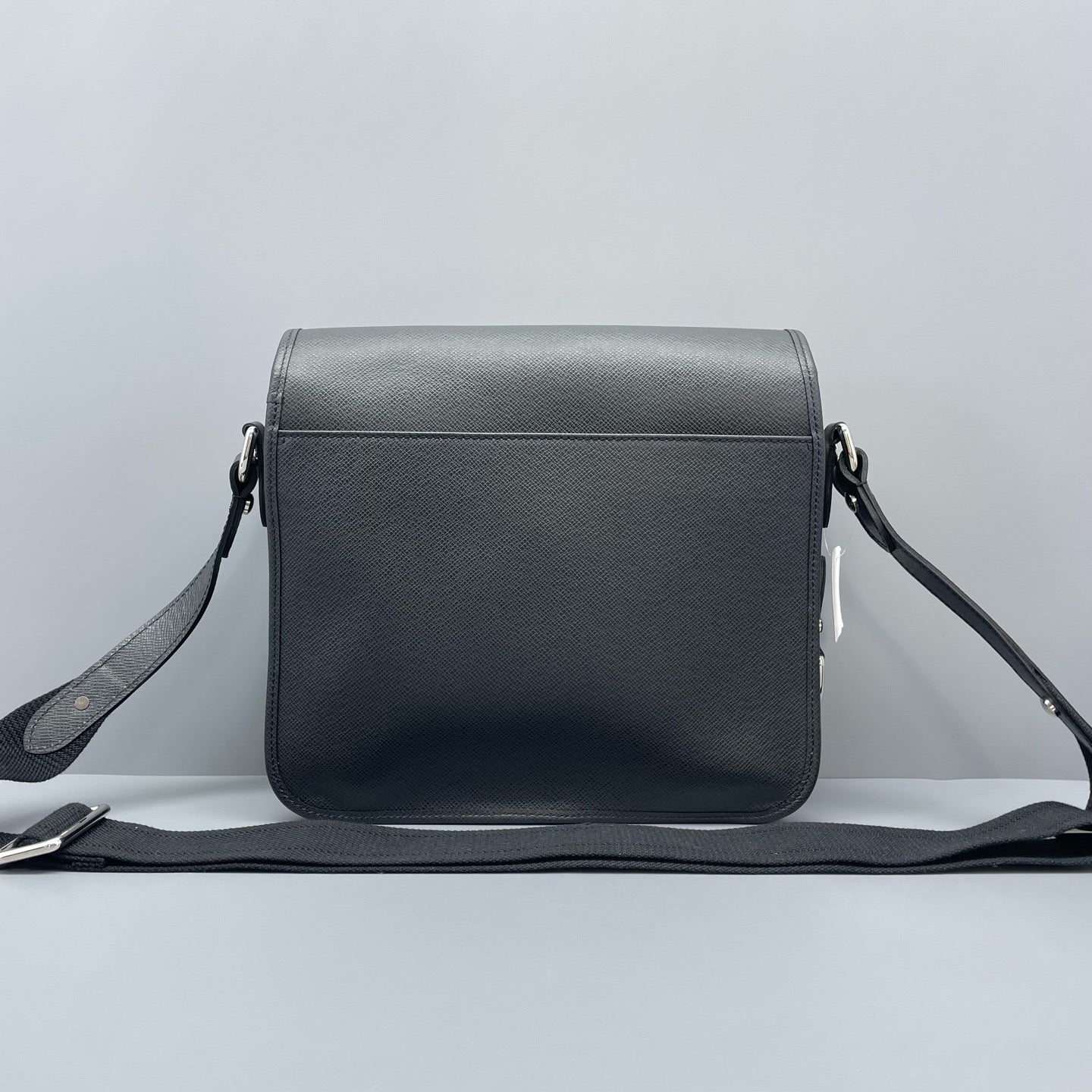 Louis Vuitton - Postman Messenger Bag - Leather - Black - (medium)