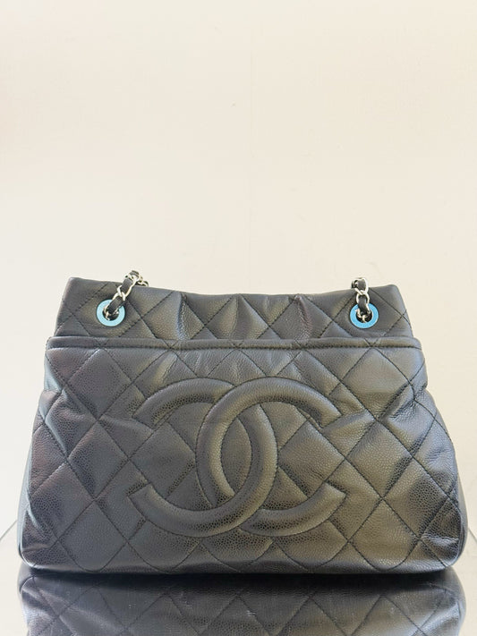 Chanel - Quilted Large CC Tote Shoulder Bag - Caviar leather - Black - (large)