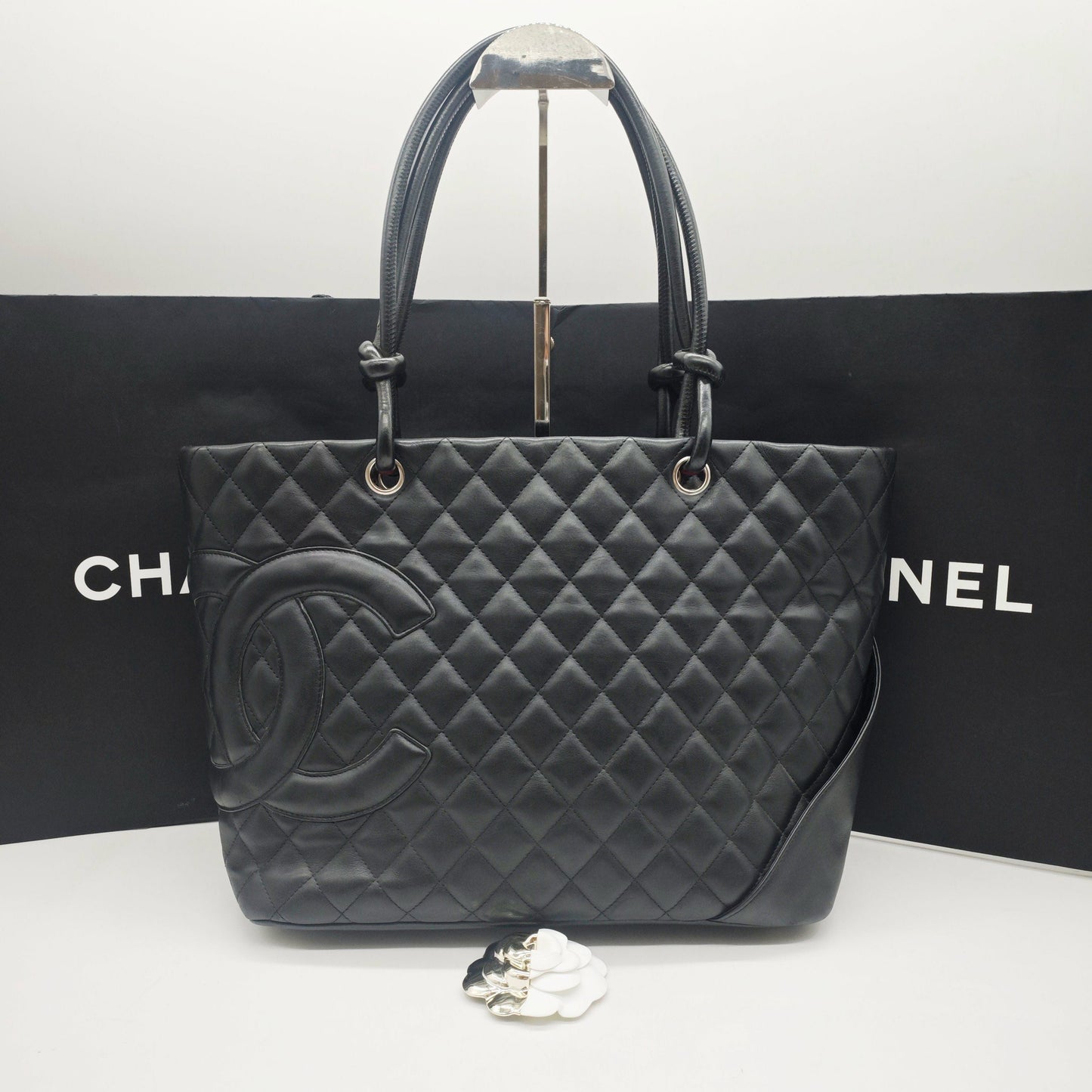 Chanel - Cambon Tote Bag - Calfskin leather - Black - (Medium)