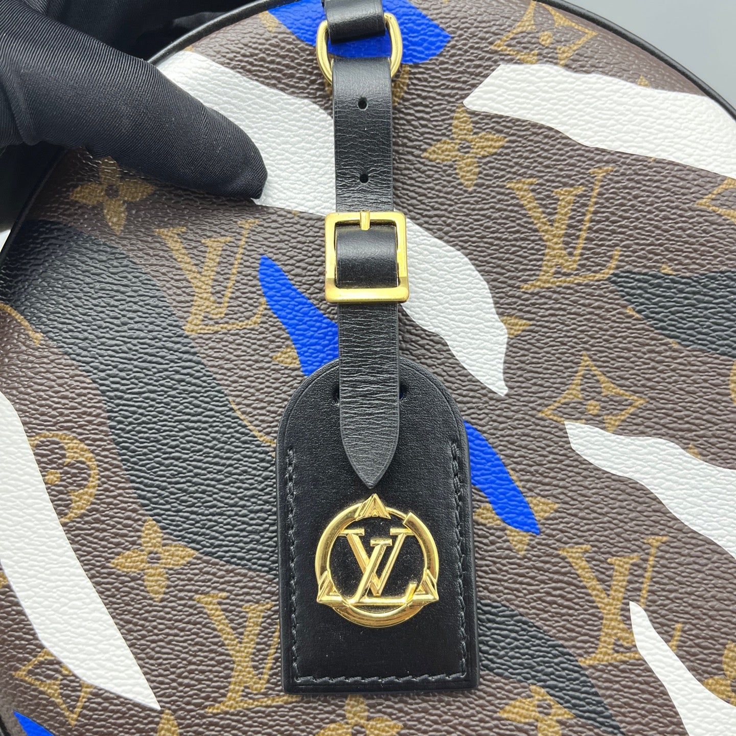 Louis Vuitton - Round Bag League of Legends True Damage Limited Edition - Monogram coated canvas and leather - Multicolour - (medium)