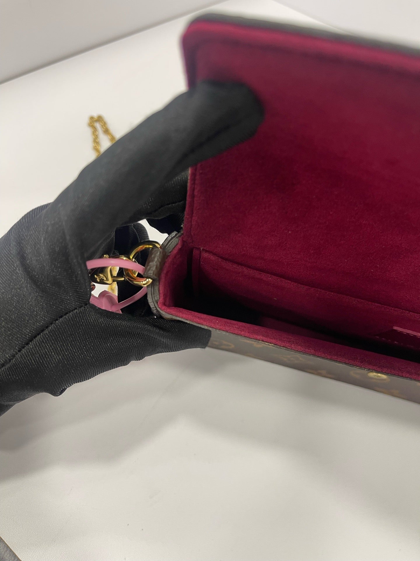 Louis Vuitton - Pochette Félicie - Monogram coated canvas with microfibre lining and grained leather insert - Brown with Burgundy interior - (mini)