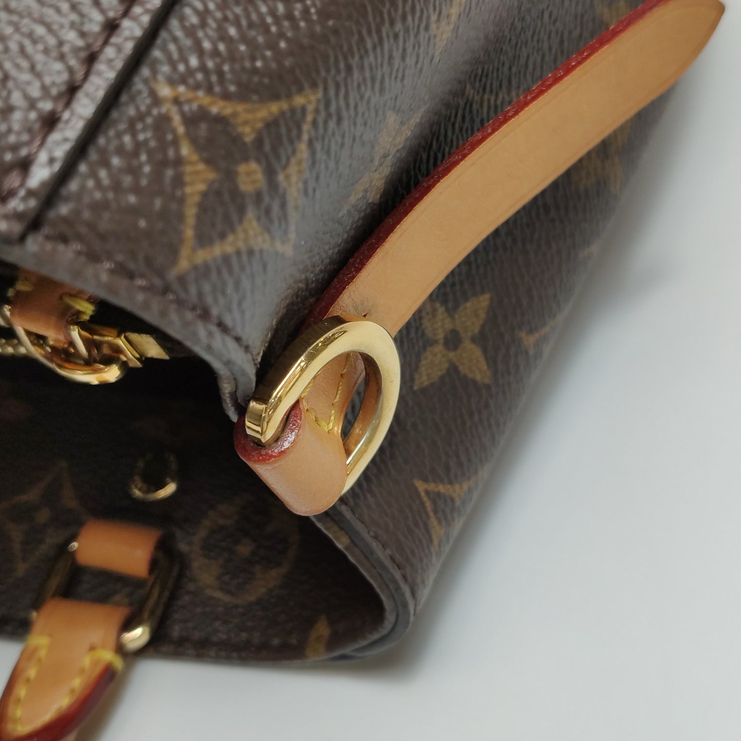 Louis Vuitton - Montaigne BB - Monogram coated canvas, Vachetta leather trim - Brown - (Small)