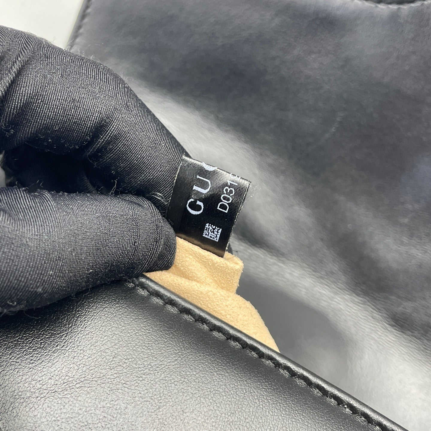 Gucci - Marmont Flap Bag 26 - Leather - Black - (Medium)