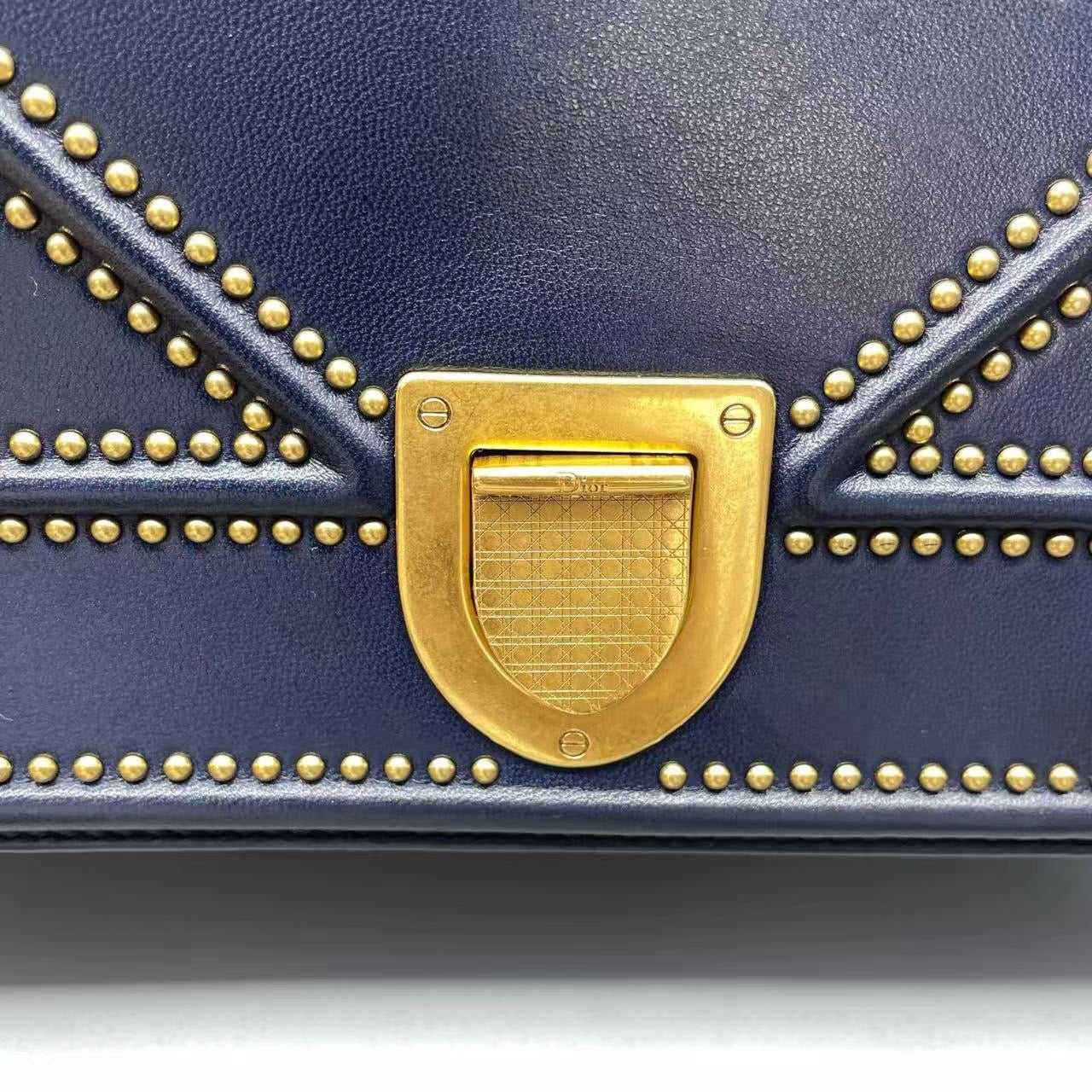 Dior - Diorama Shield Bag Studded Medium - Calfskin leather - Navy with Gold-Tone Hardware - (medium)