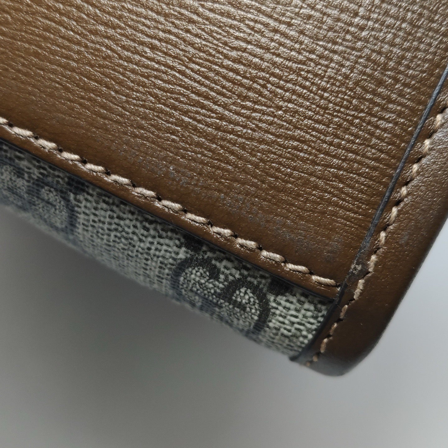 Gucci - Interlocking Double G Tote Bag - GG Supreme canvas and leather trim - Beige, Ebony, and Brown - (Medium)