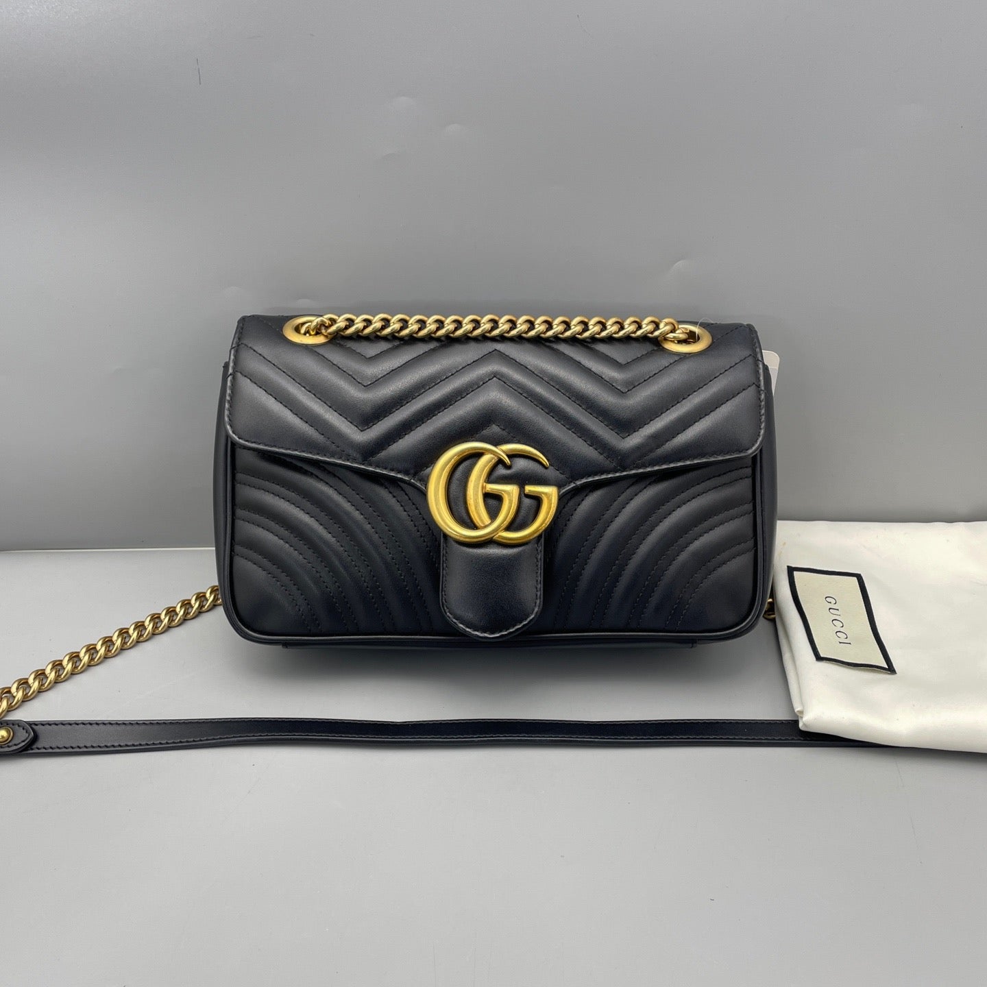 Gucci - Marmont Flap Bag 26 - Leather - Black - (Medium)