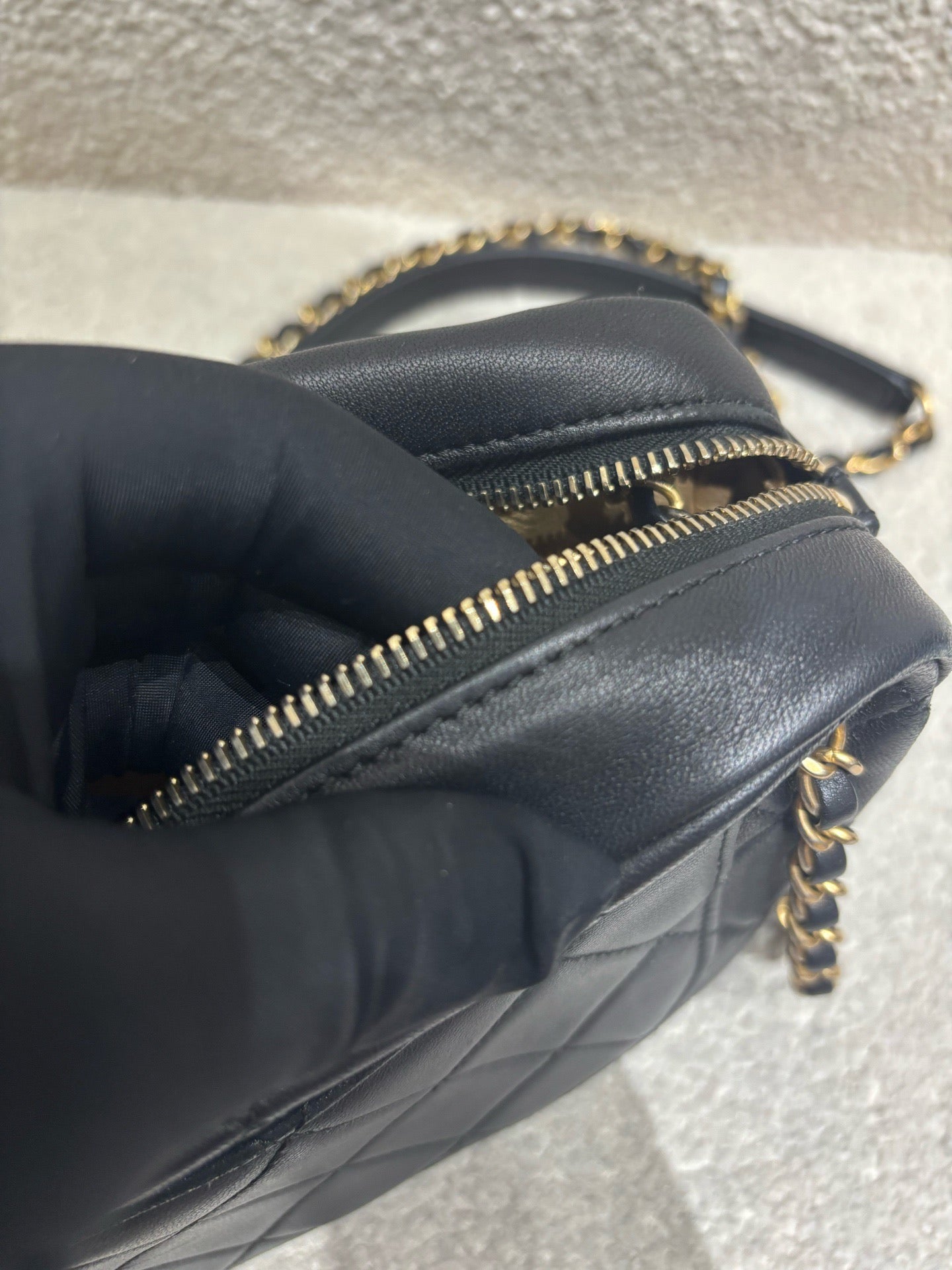 Chanel - Egypt Series Camera Bag - Lambskin leather - Black - (small)