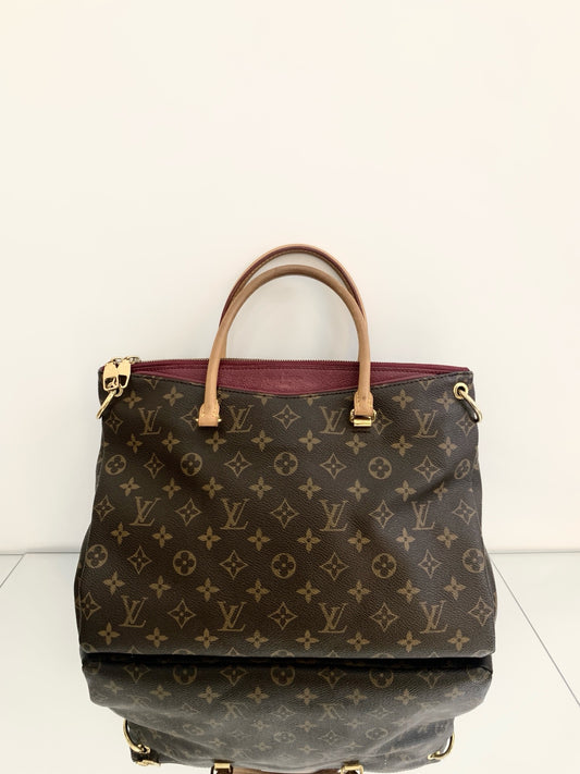 Louis Vuitton - Pallas Tote - Monogram coated canvas with natural cowhide leather trim - Brown - (medium)