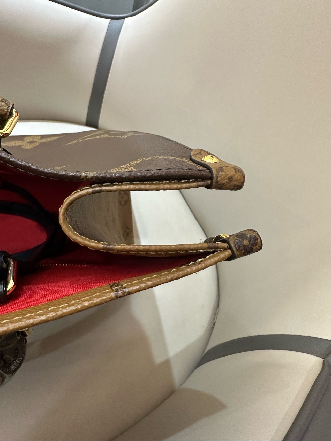 Louis Vuitton - ONTHEGO MM - Monogram Giant coated canvas with leather trim - Brown - (medium)