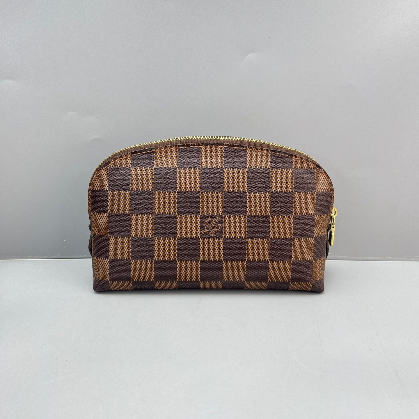 Louis Vuitton - Mini Cosmetic Pouch - Damier Ebene coated canvas with leather trim - Brown - (mini)