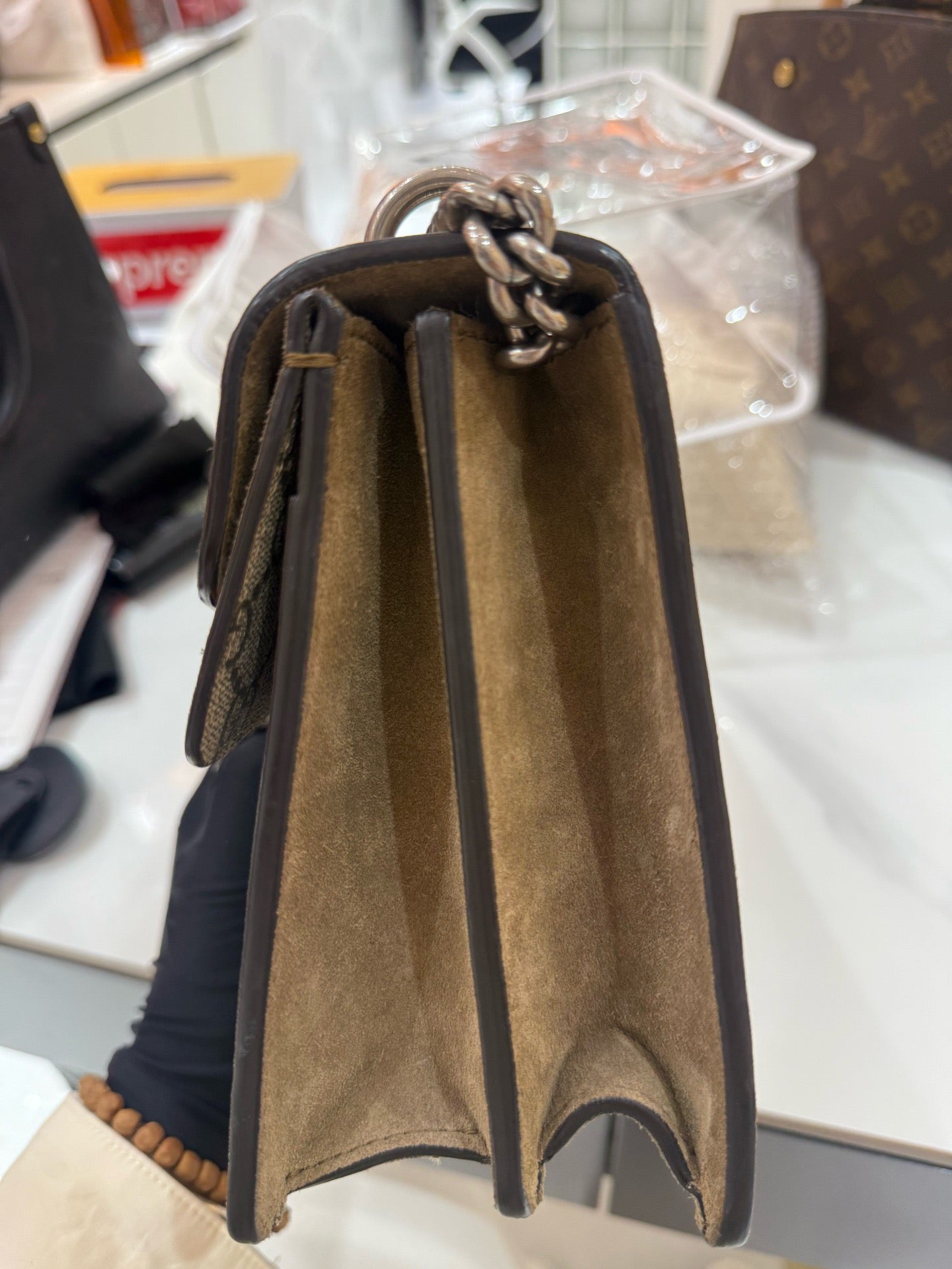 Gucci - Dionysus Shoulder Bag - GG Supreme canvas with suede trim - Camel - (medium)