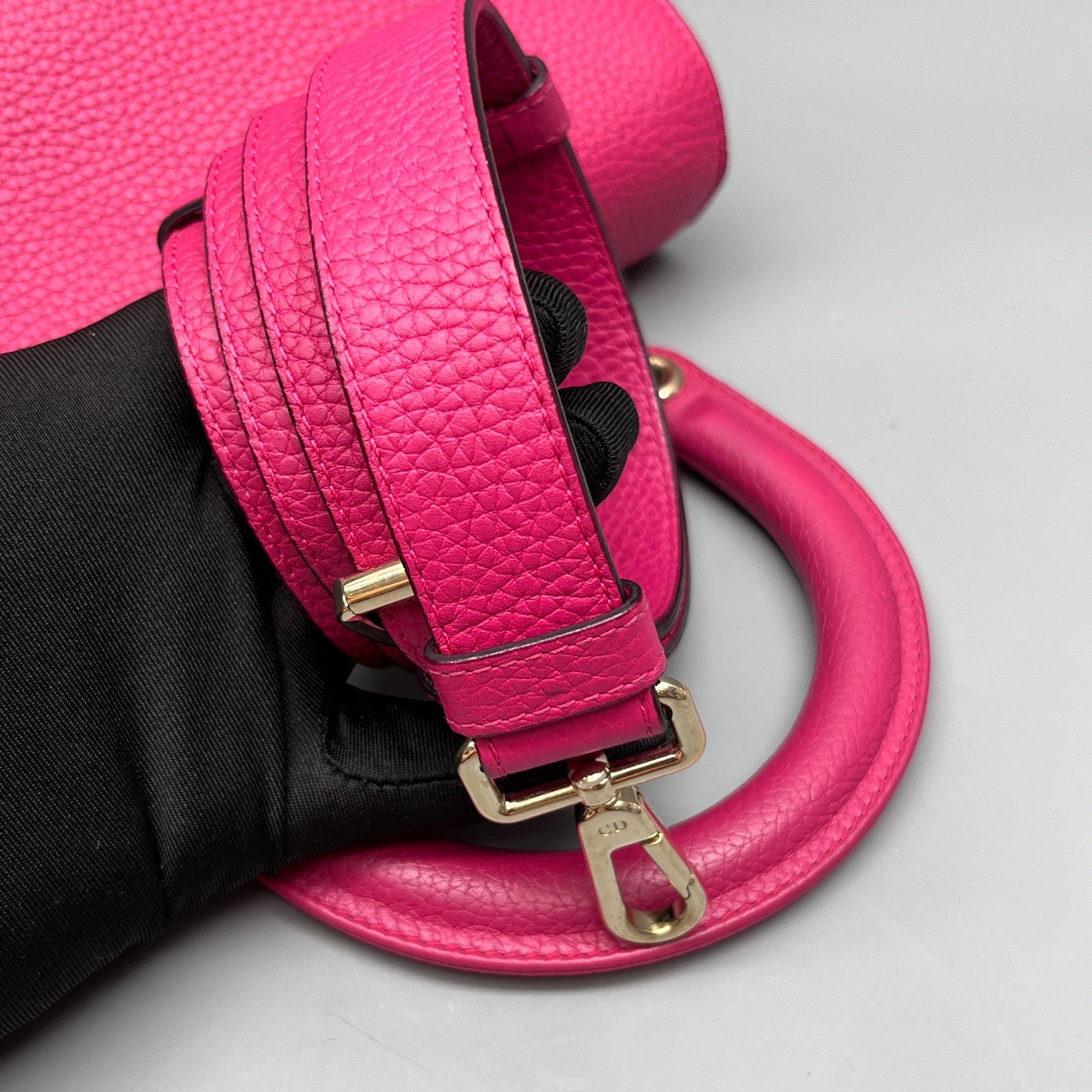 Dior - Be Dior - Grained leather - Rose Pink with Navy Interior - (medium)