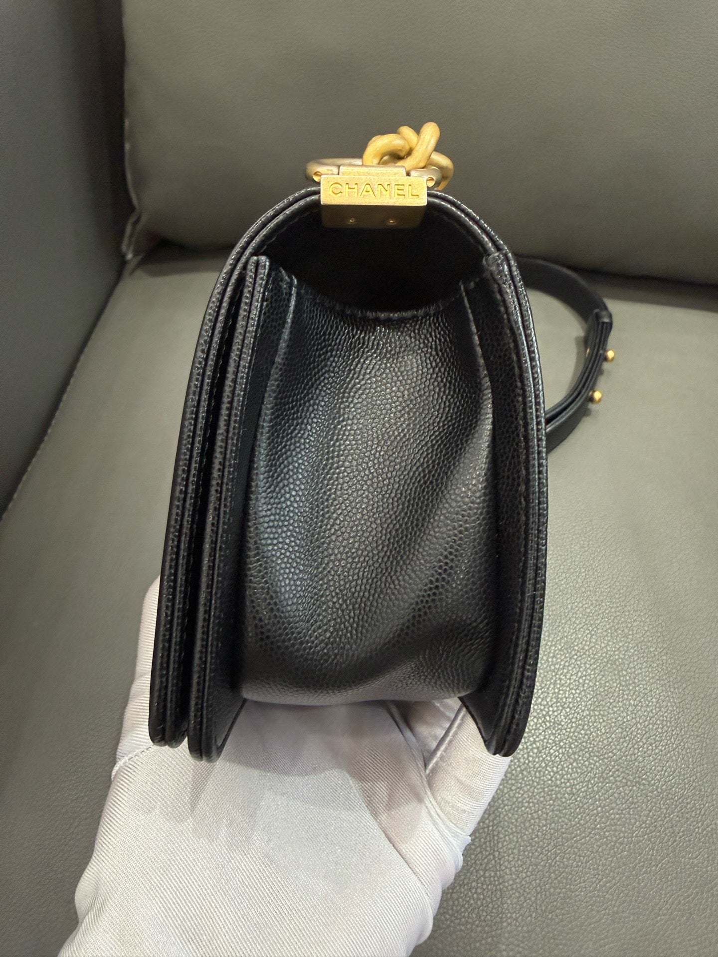 Chanel - Boy Bag - Caviar leather - Black - (Small)