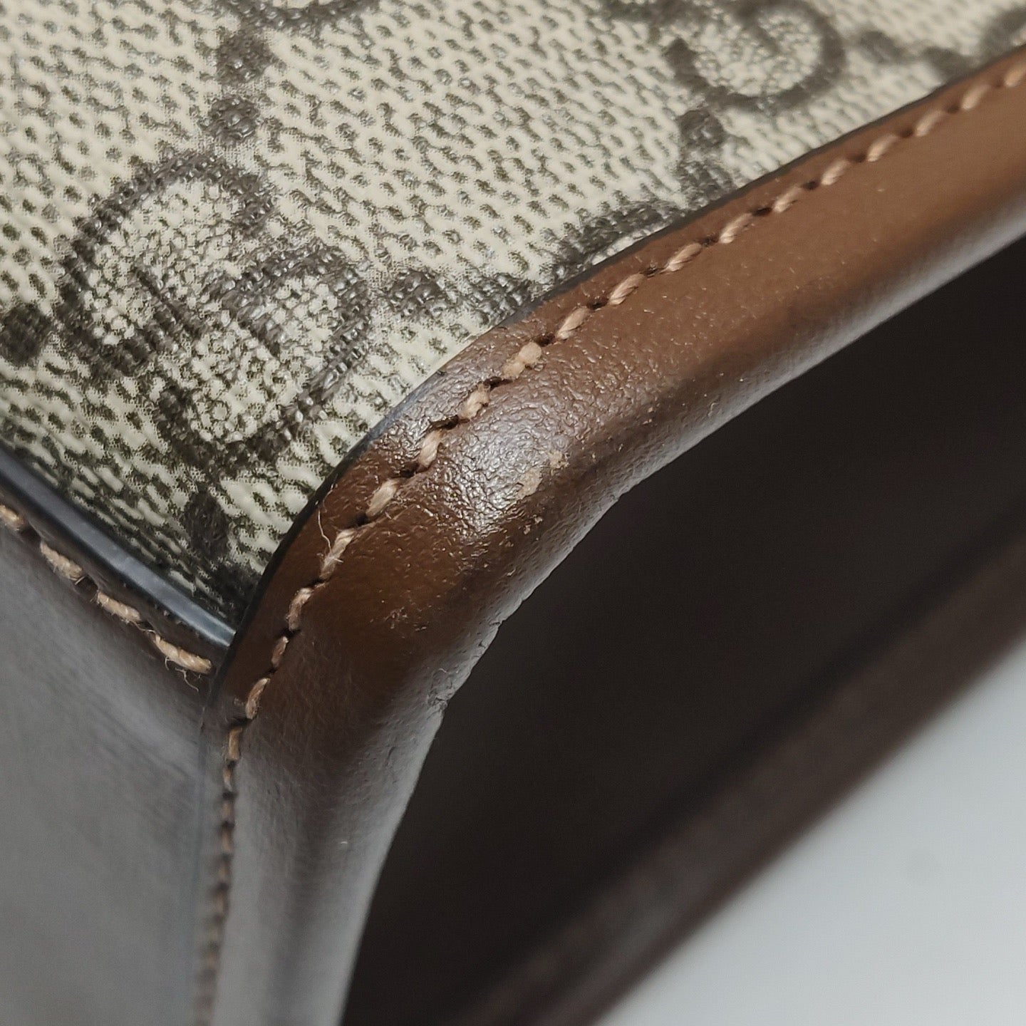 Gucci - Interlocking Double G Tote Bag - GG Supreme canvas and leather trim - Beige, Ebony, and Brown - (Medium)