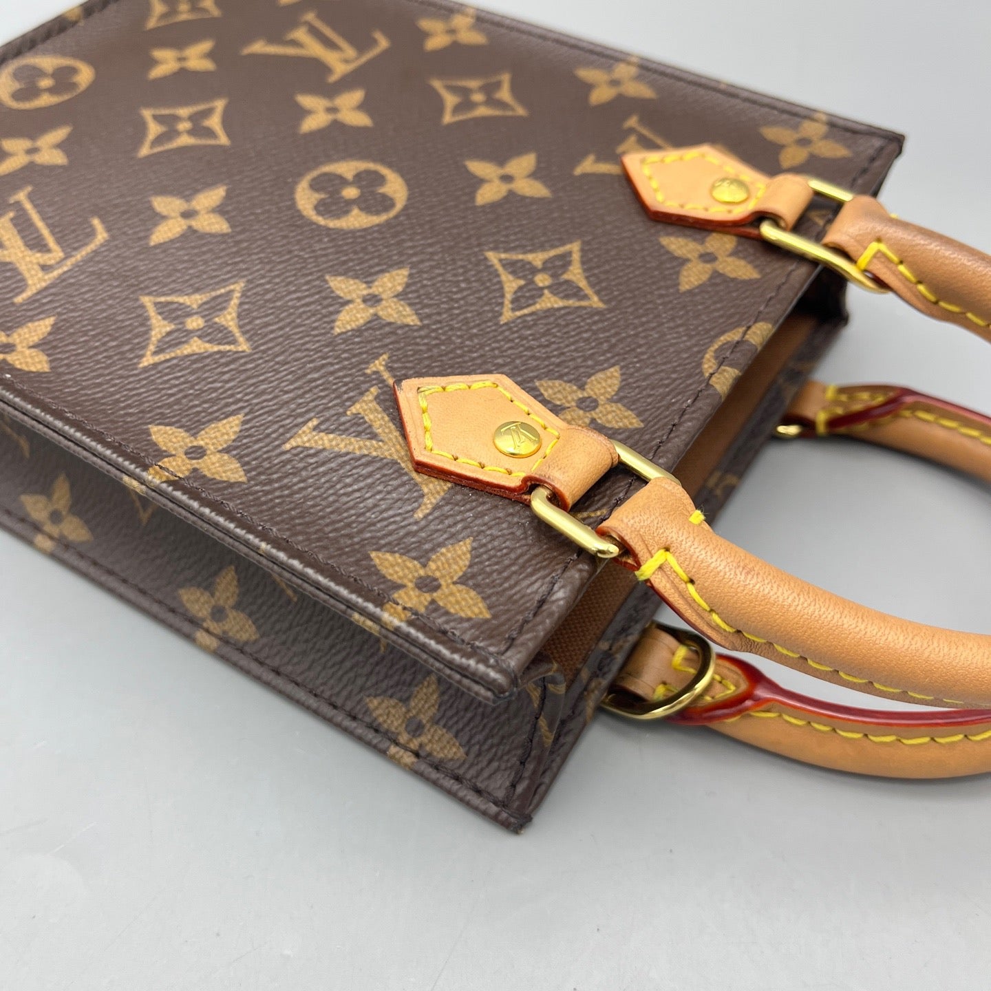 Louis Vuitton - Mini Sac Plat - Monogram coated canvas with natural cowhide leather trim - Brown - (mini)