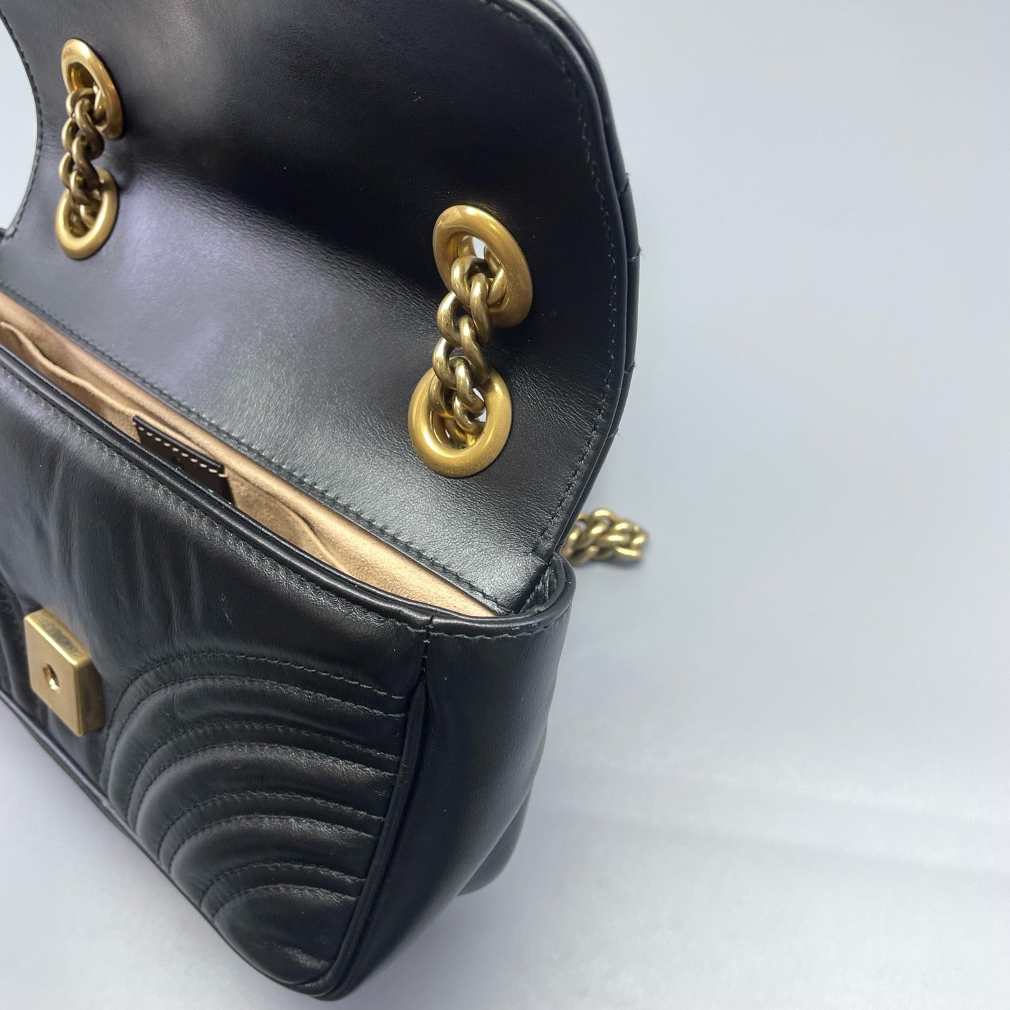 Gucci - Marmont 22 - Leather - Black - (small)