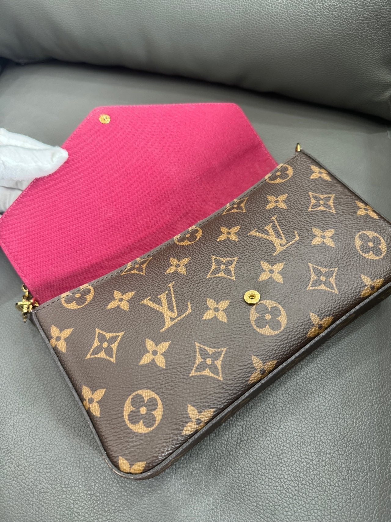Louis Vuitton - Félicie Pochette - Monogram coated canvas with smooth leather trim and textile lining - Brown - (mini)