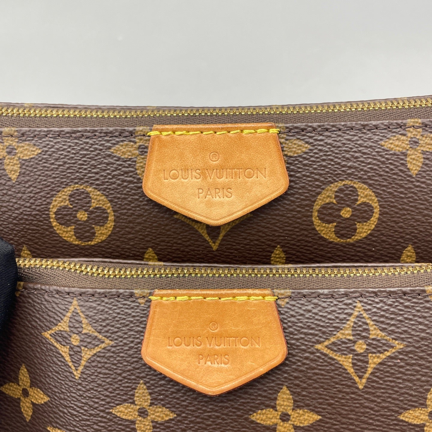 Louis Vuitton - Multi Pochette Accessoires - Monogram coated canvas with leather trim - Brown - (medium)
