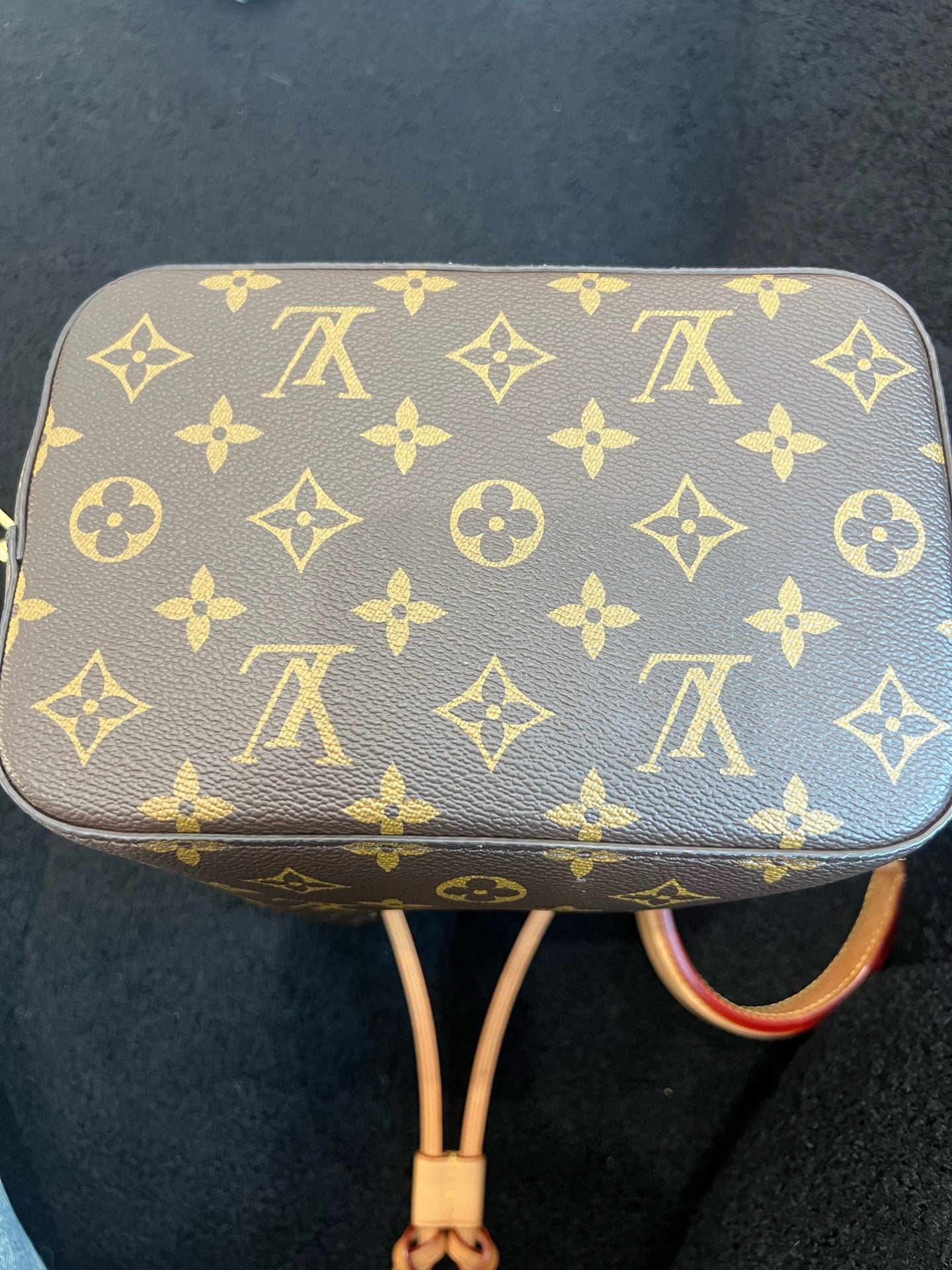 Louis Vuitton - NeoNoe BB - Monogram coated canvas with Vachetta leather trim - Brown - (Mini)