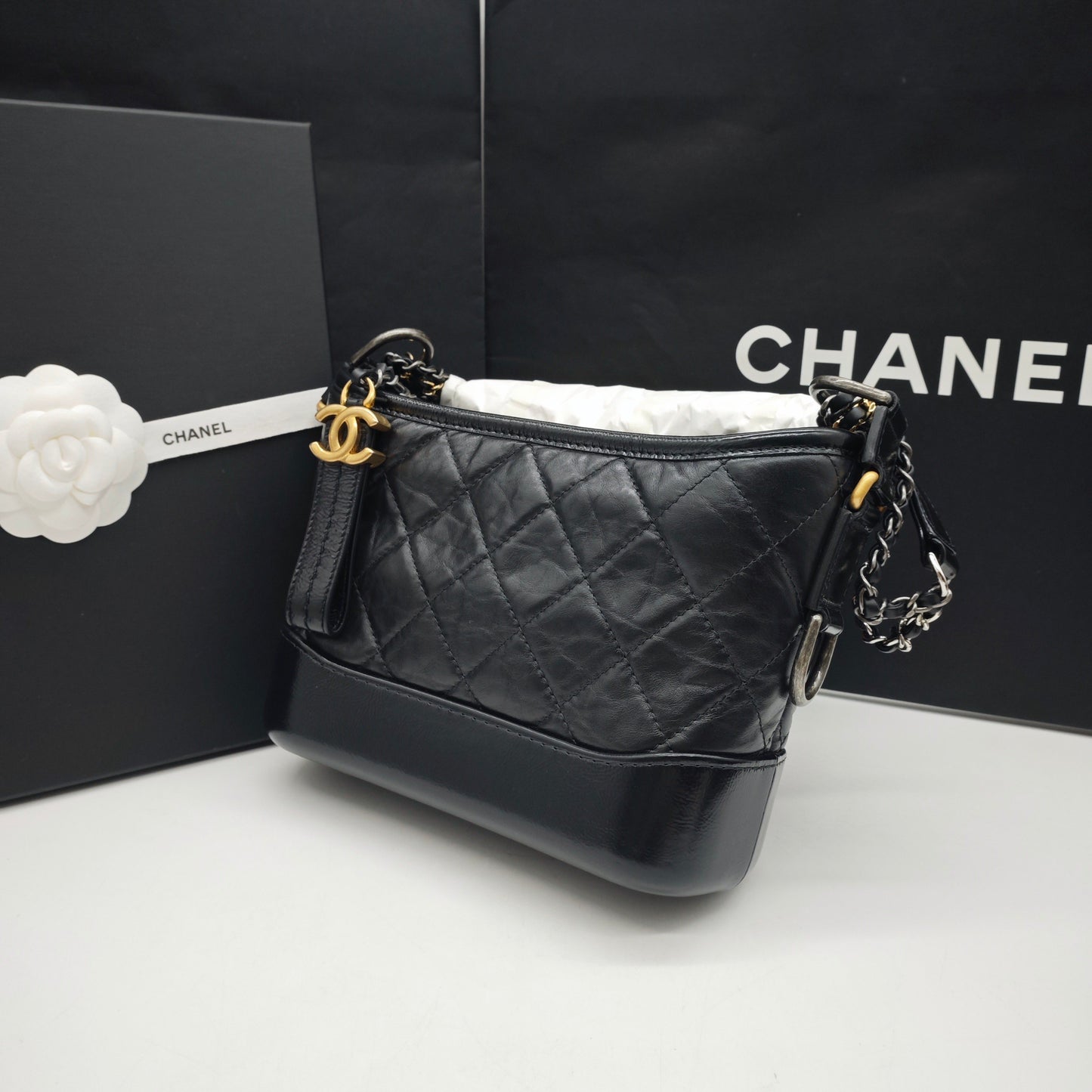 Chanel - Gabrielle Hobo Bag Small - Aged calfskin and smooth calfskin leather - Black - (small)
