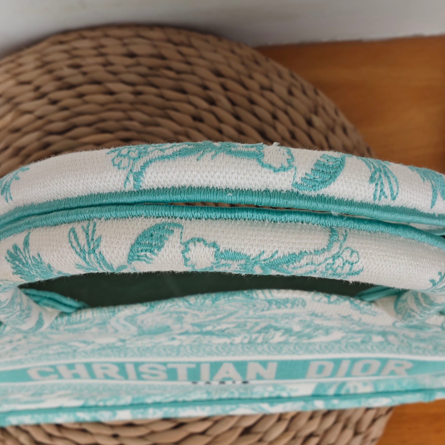 Dior - Book Tote - Embroidered Canvas - Mint Green and White - (medium)