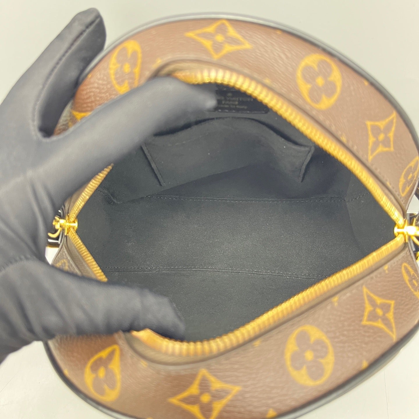 Louis Vuitton - Round Bag League of Legends True Damage Limited Edition - Monogram coated canvas and leather - Multicolour - (medium)