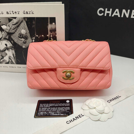 Chanel - Classic Flap (Chevron Mini) - Lambskin leather - Pink - (small)