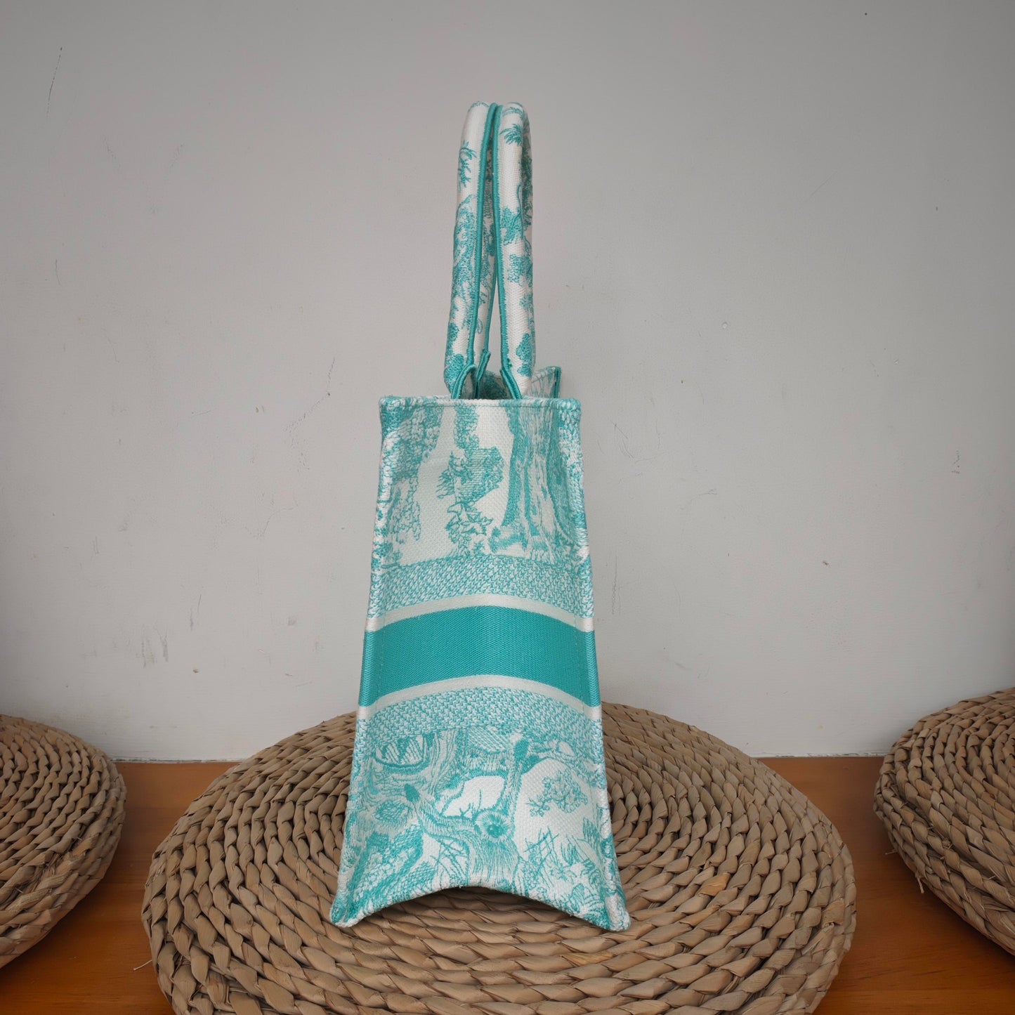 Dior - Book Tote - Embroidered Canvas - Mint Green and White - (medium)