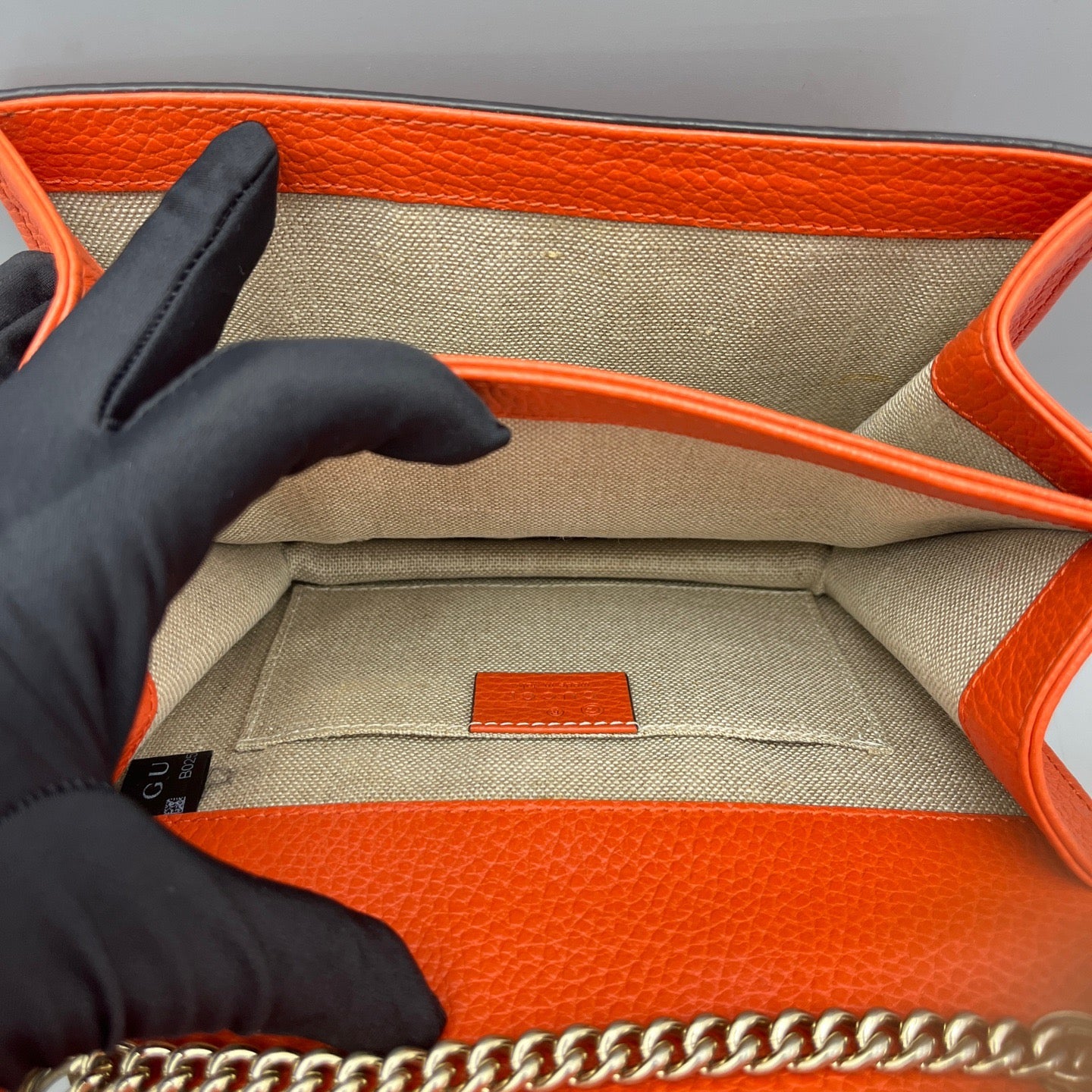 Gucci - Interlocking G Accordion Flap Bag - Grained leather - Orange - (Small)
