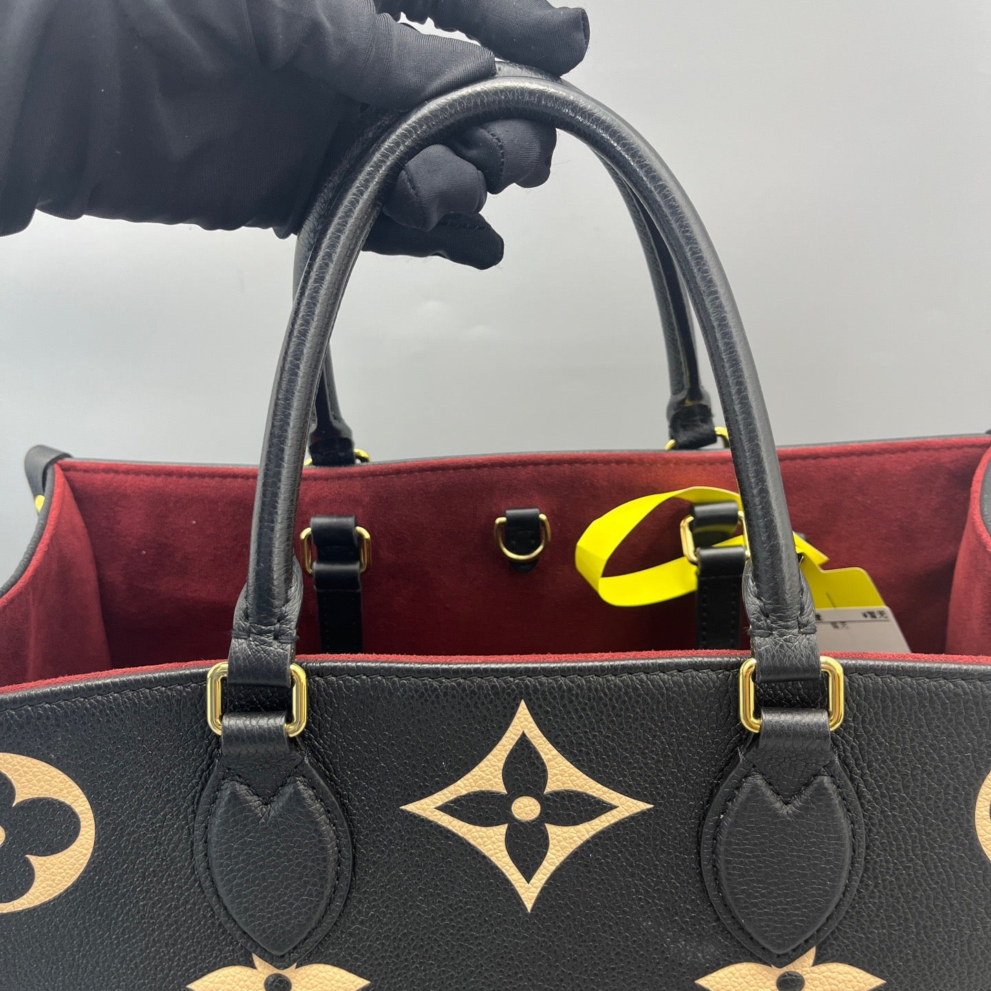 Louis Vuitton - Onthego MM - Giant Monogram Empreinte Leather - Black with Beige Monogram - (Medium)
