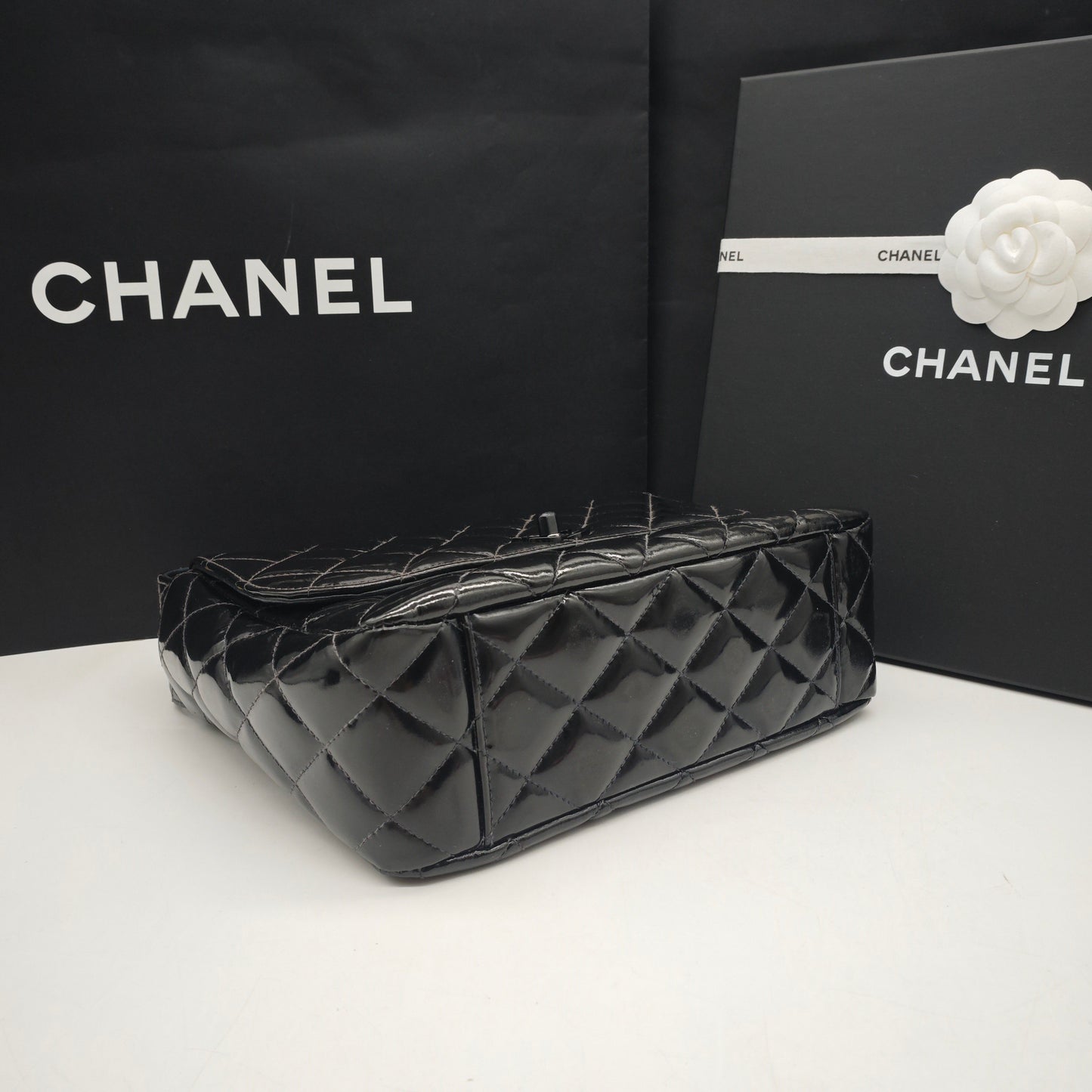 Chanel - Vintage Camera Shoulder Bag - Patent leather - Black - (small)