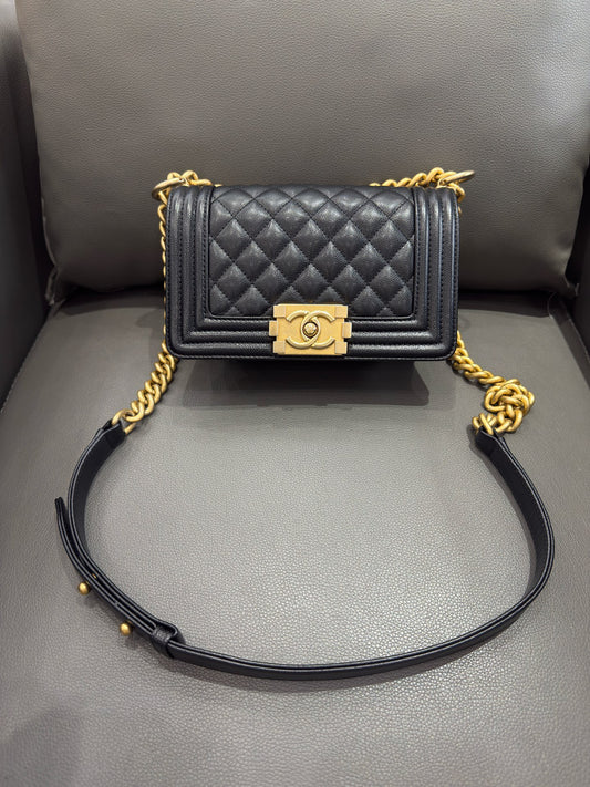 Chanel - Boy Bag - Caviar leather - Black - (Small)