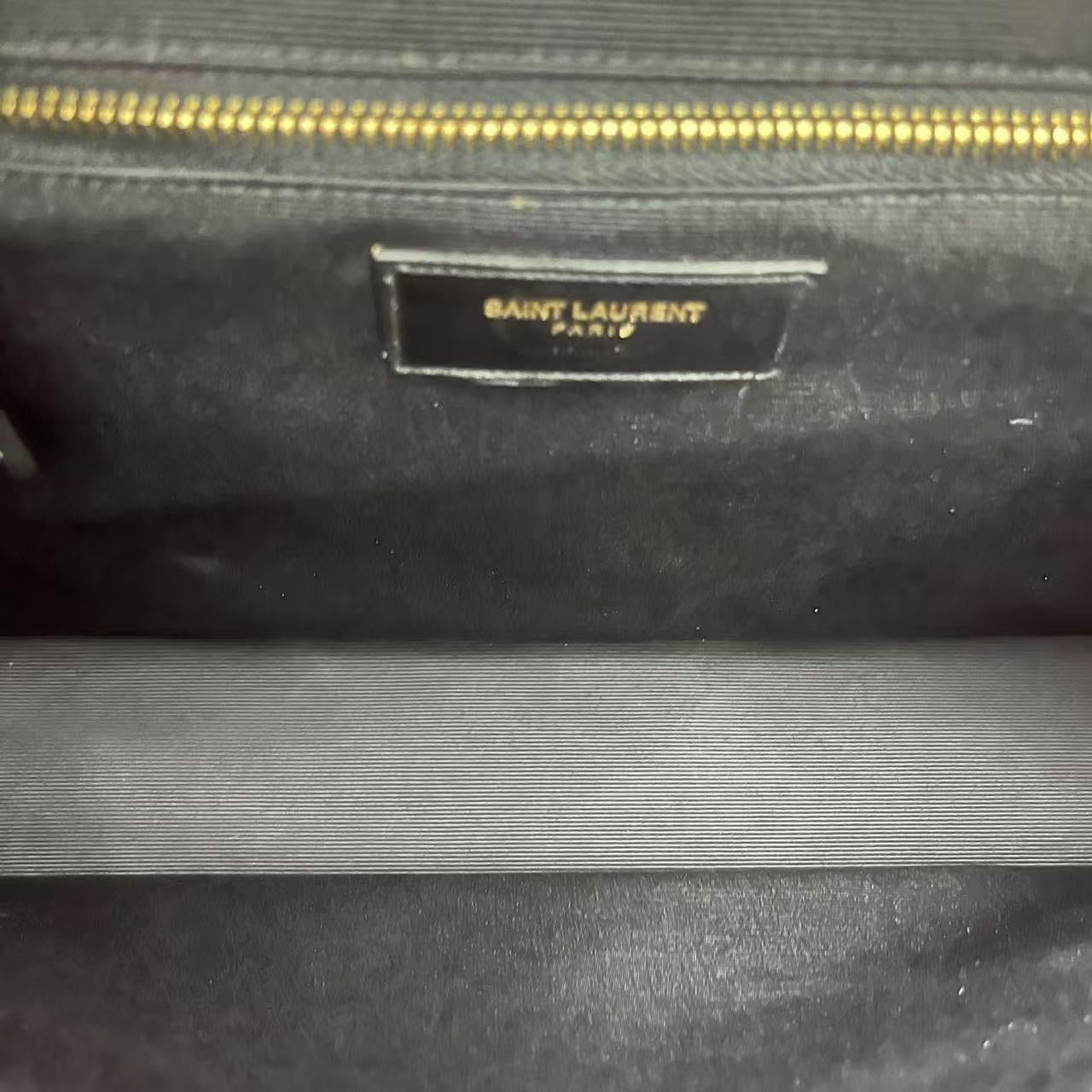 Saint Laurent - Medium Envelope Chain Bag - Leather - Red - (medium)