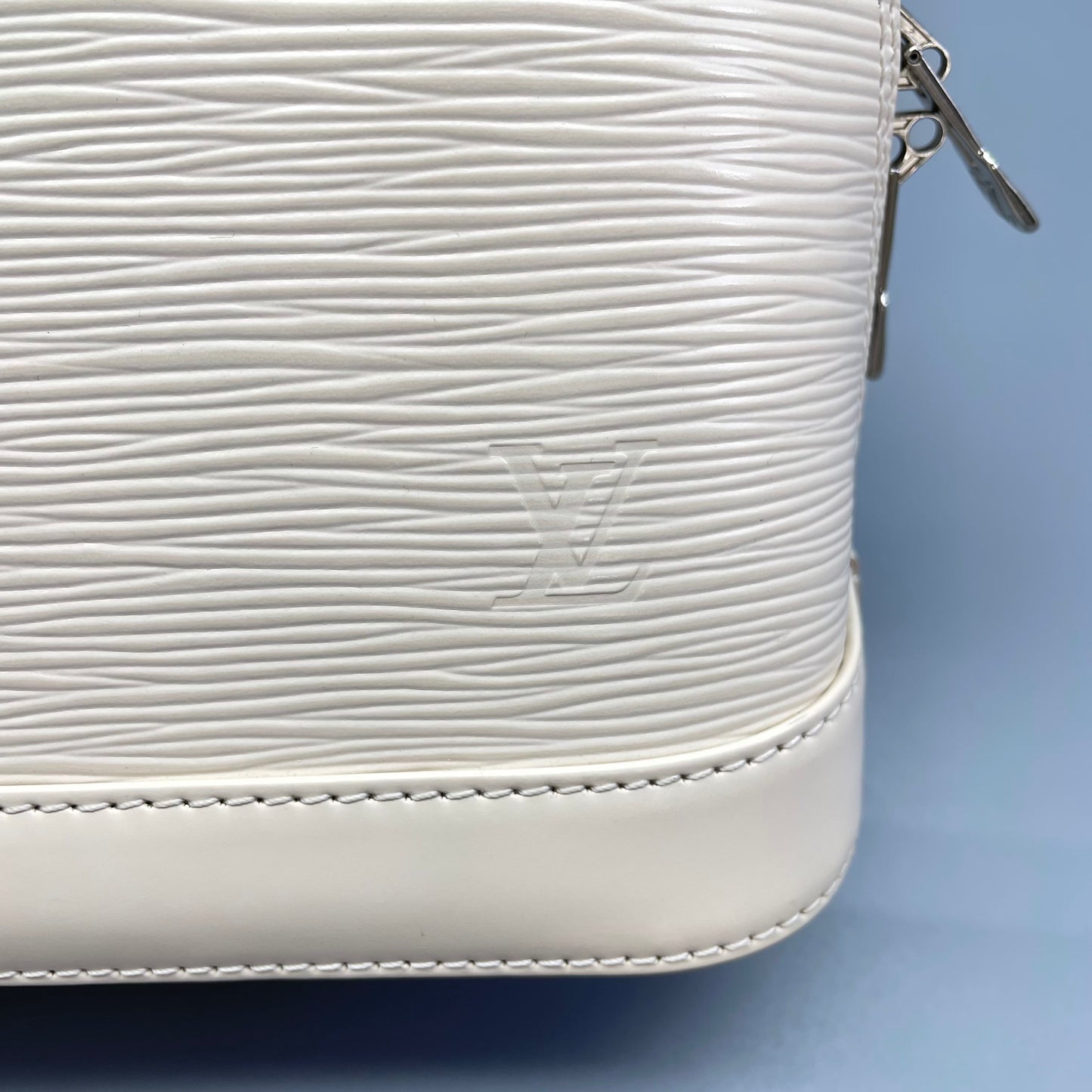 Louis Vuitton - Alma BB - Epi leather - White - (mini)