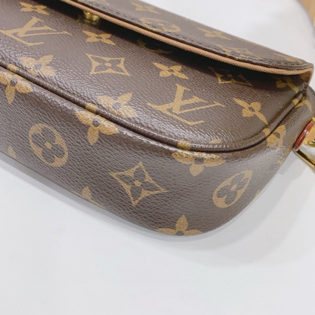 Louis Vuitton - Ivy - Monogram coated canvas with natural cowhide leather trim - Brown - (Small)