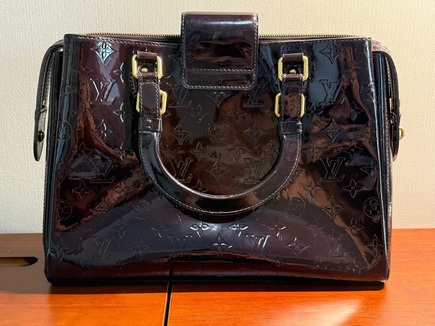 Louis Vuitton - Melrose Avenue - Patent leather - Burgundy - (Medium)