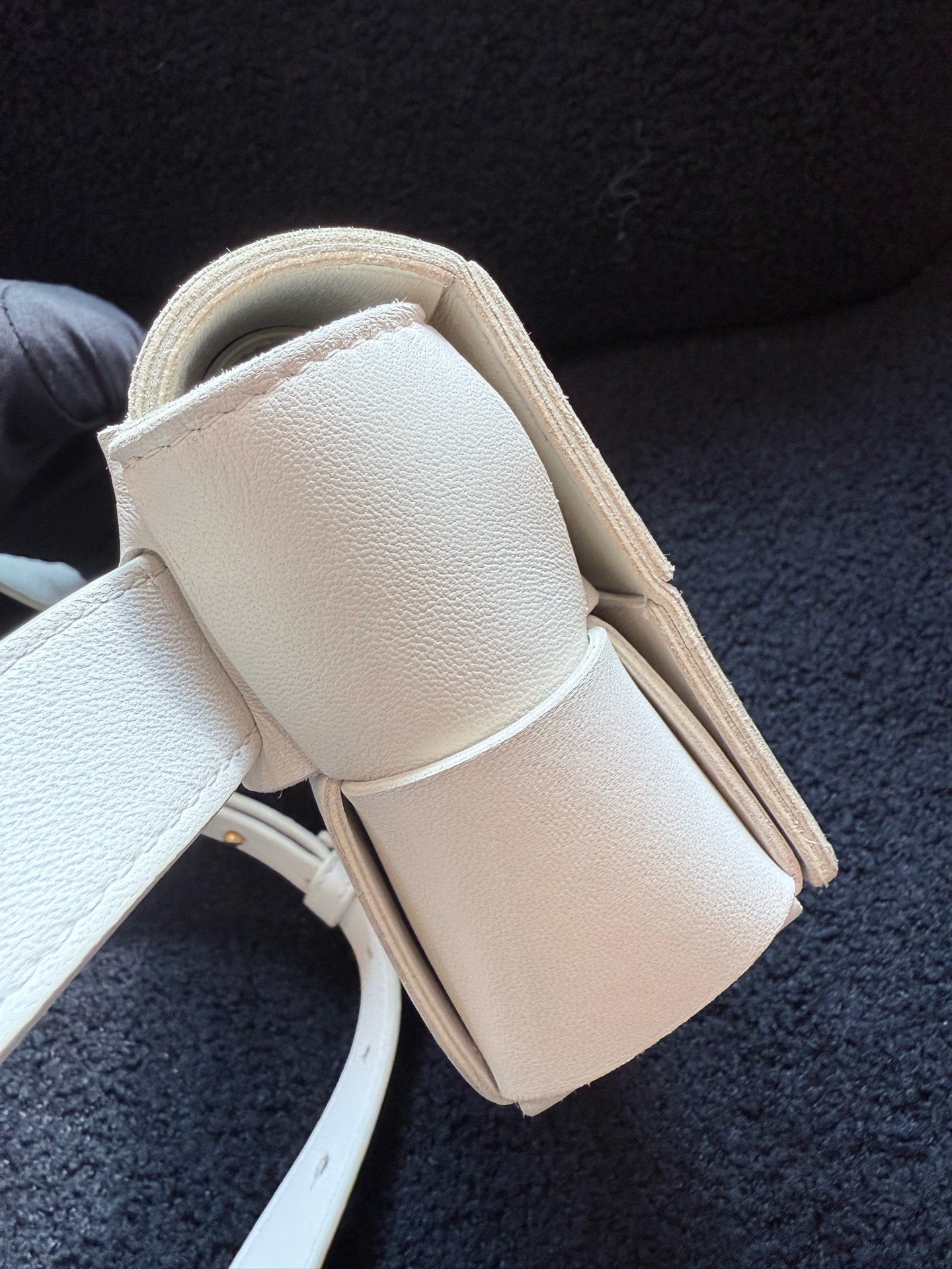 Bottega Veneta - Cassette Belt Bag - Leather - Beige - (mini)